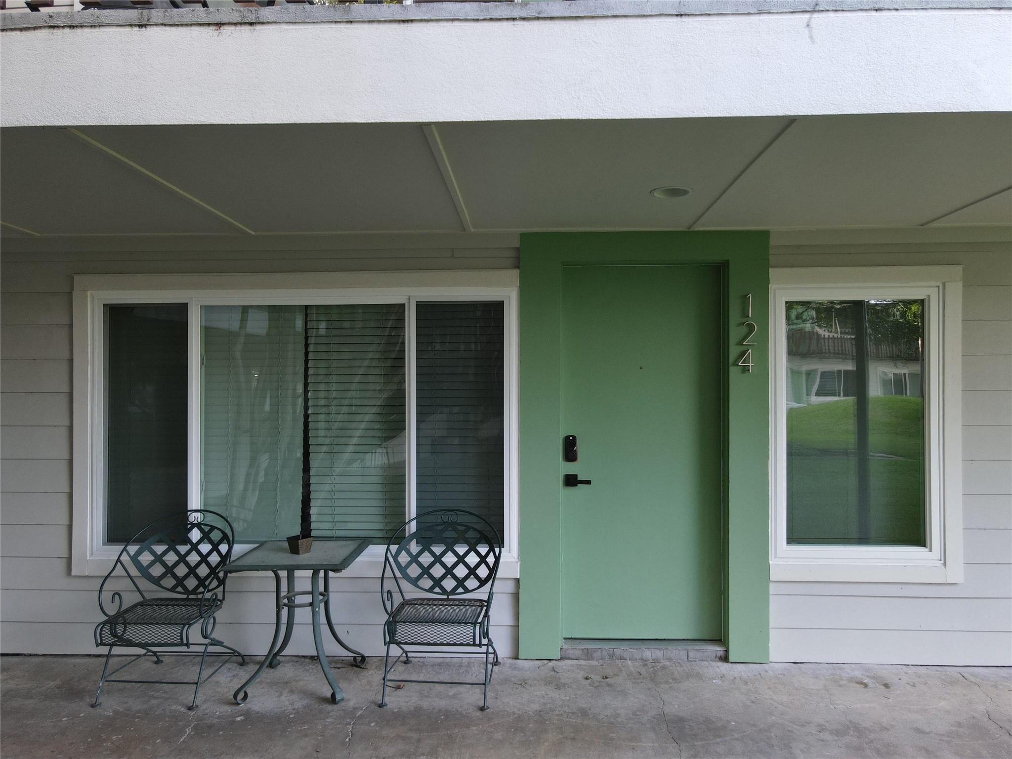 2200 Dickson Dr #124 Property Photo 17