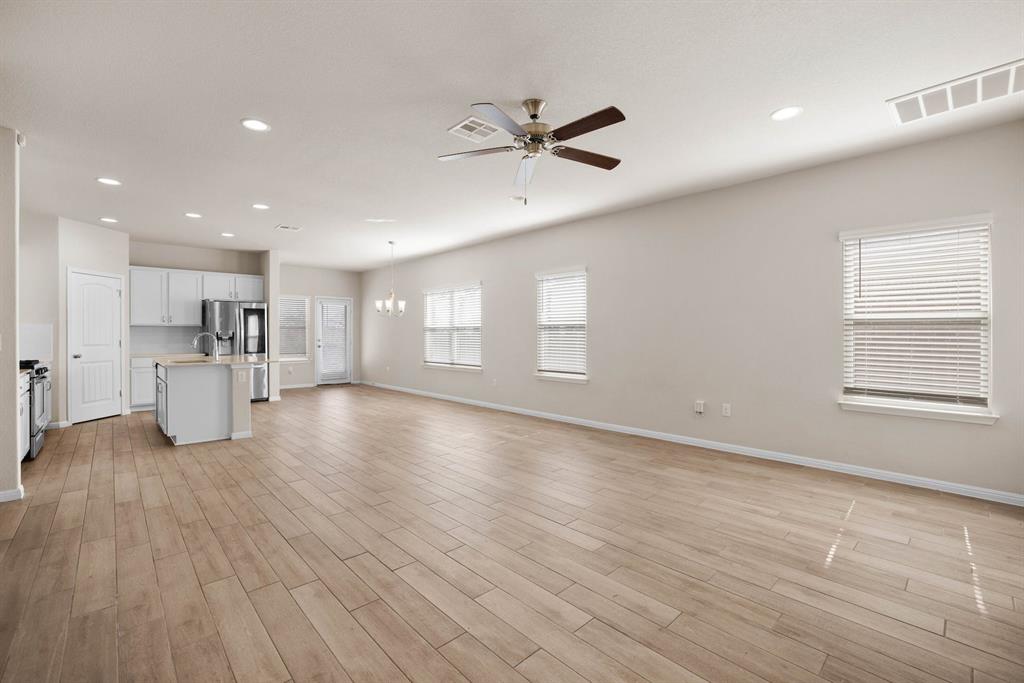 2232 Singletree Bnd Property Photo 4