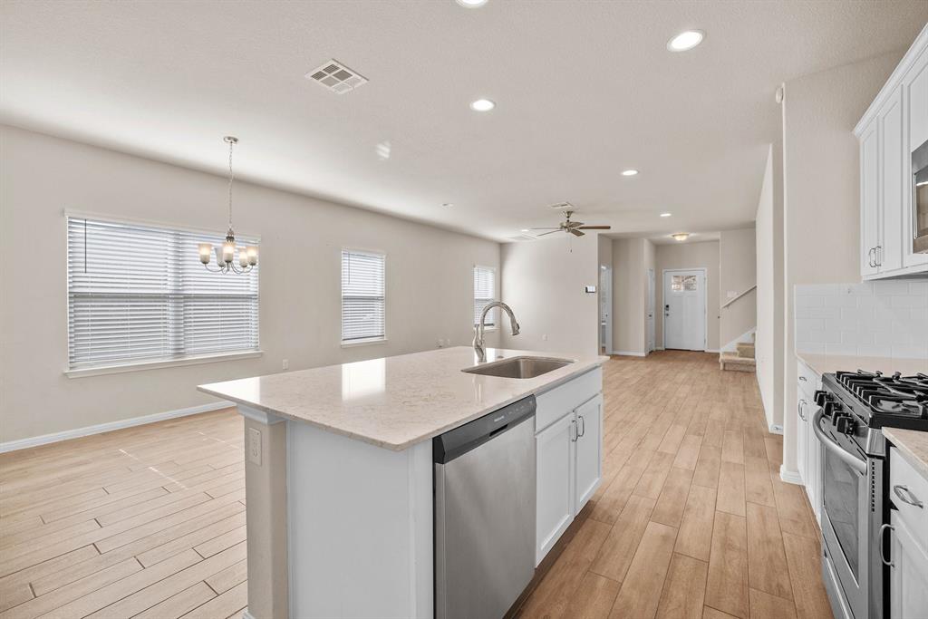 2232 Singletree Bnd Property Photo 12