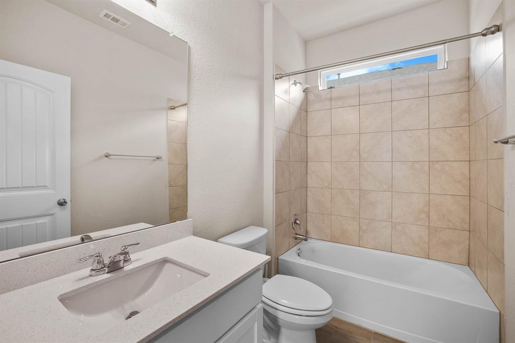 2232 Singletree Bnd Property Photo 18