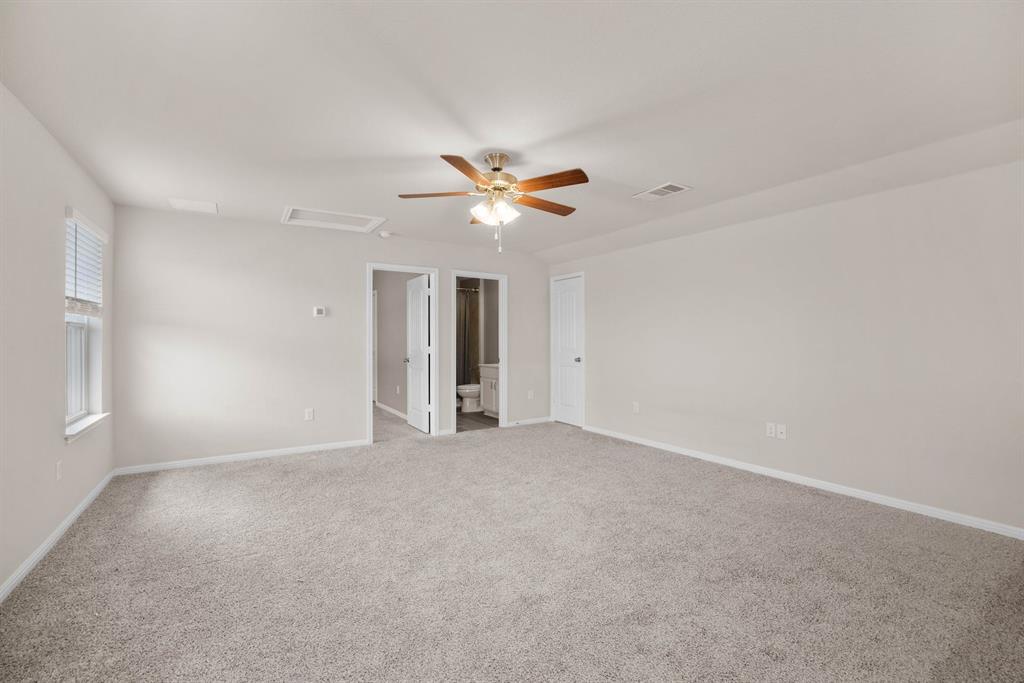 2232 Singletree Bnd Property Photo 22