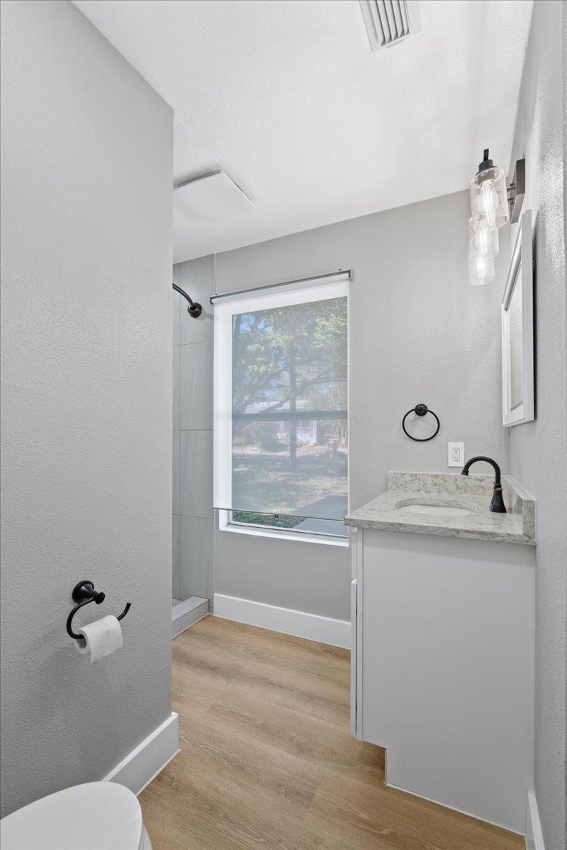 3107 E 13th St #b Property Photo 14