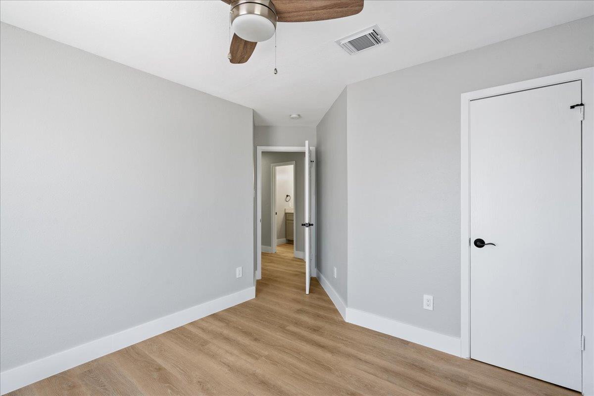 3107 E 13th St #b Property Photo 21