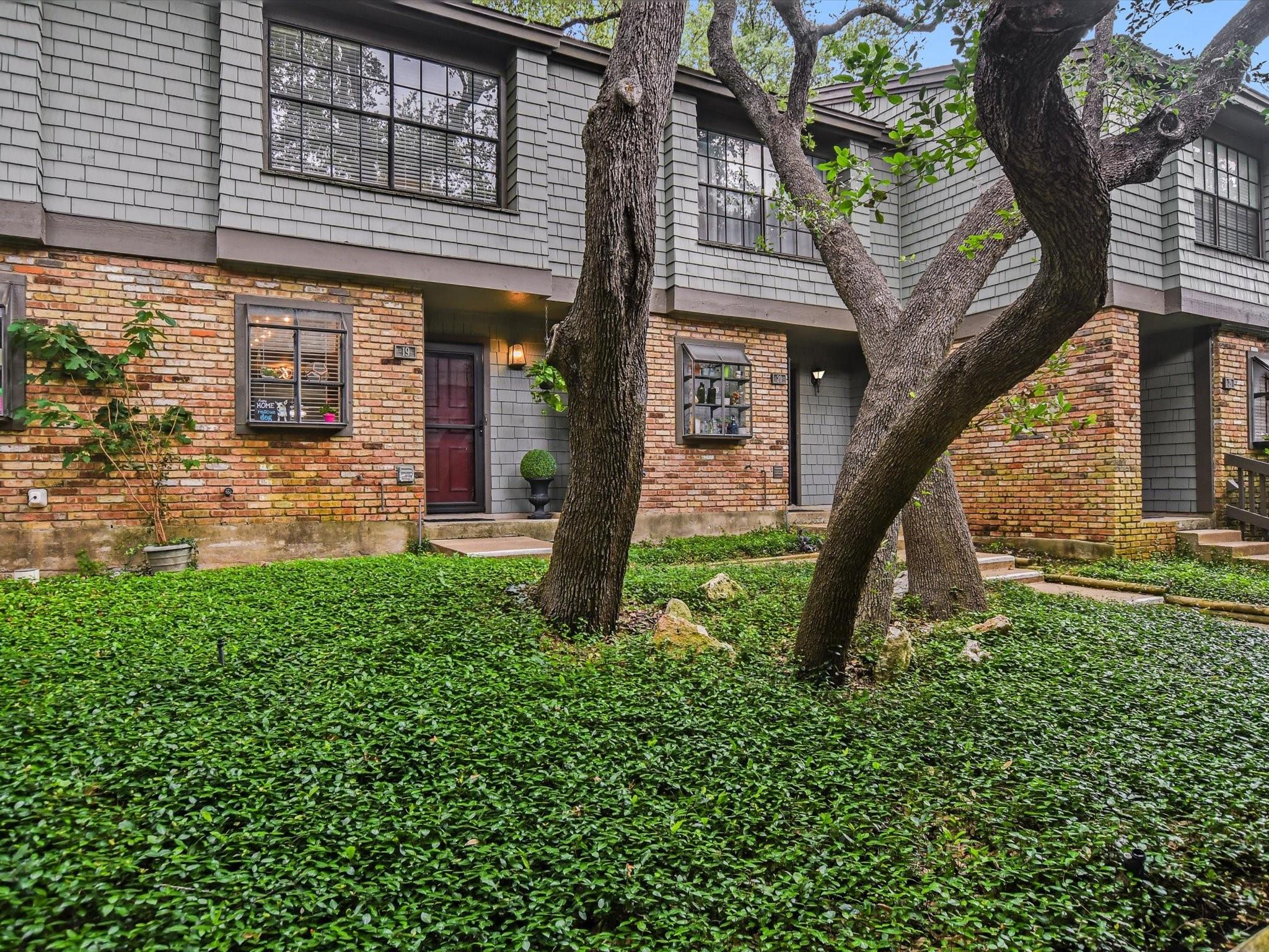 7122 Wood Hollow Dr 19 Property Photo 5