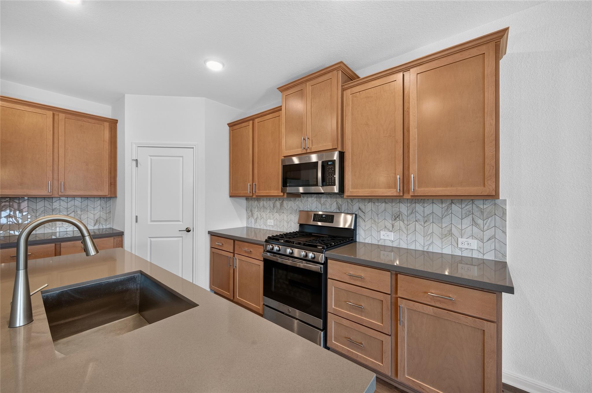410 Doodle Ln Property Photo 9