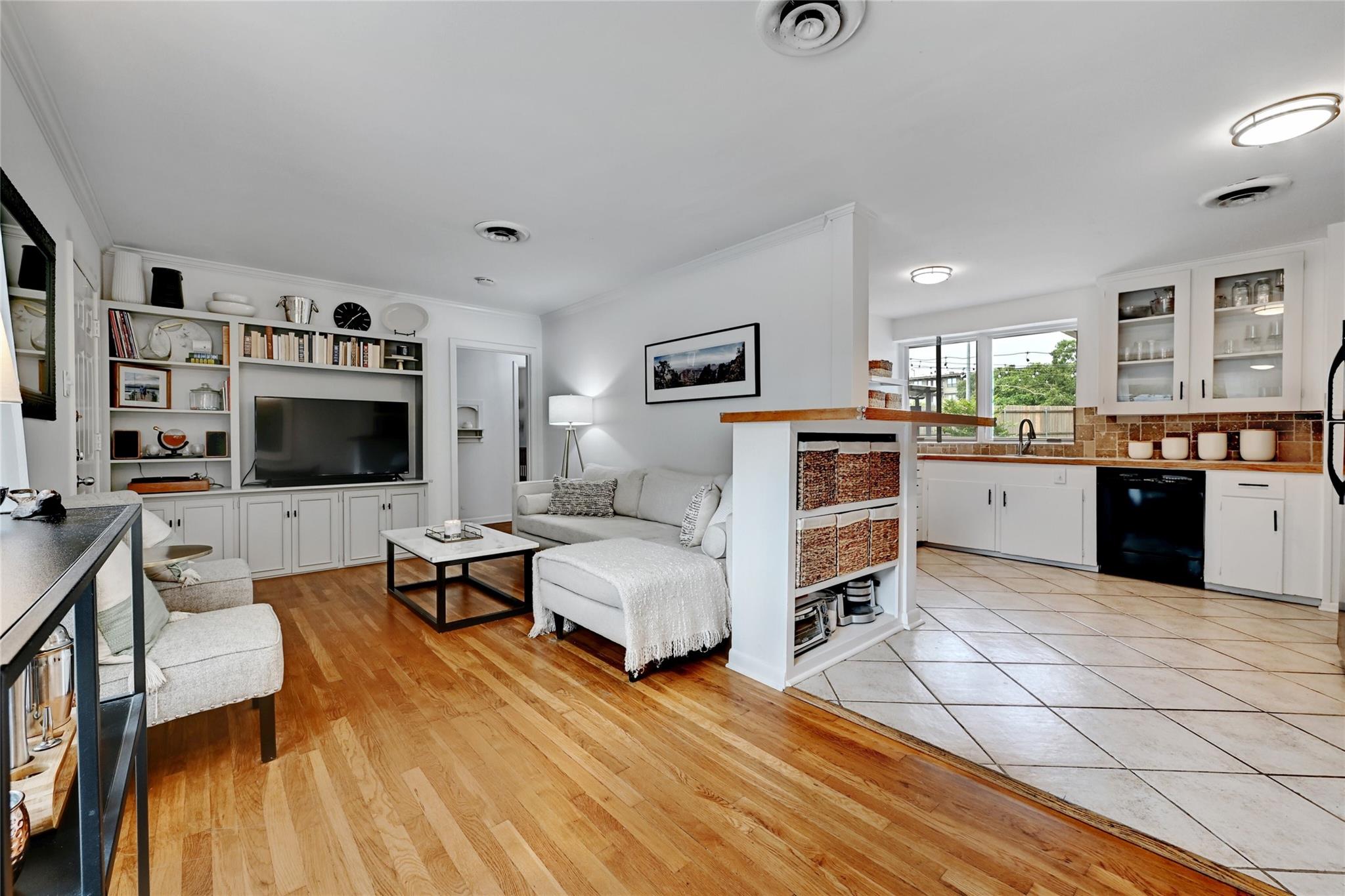 5700 Avenue G None #a Property Photo 6