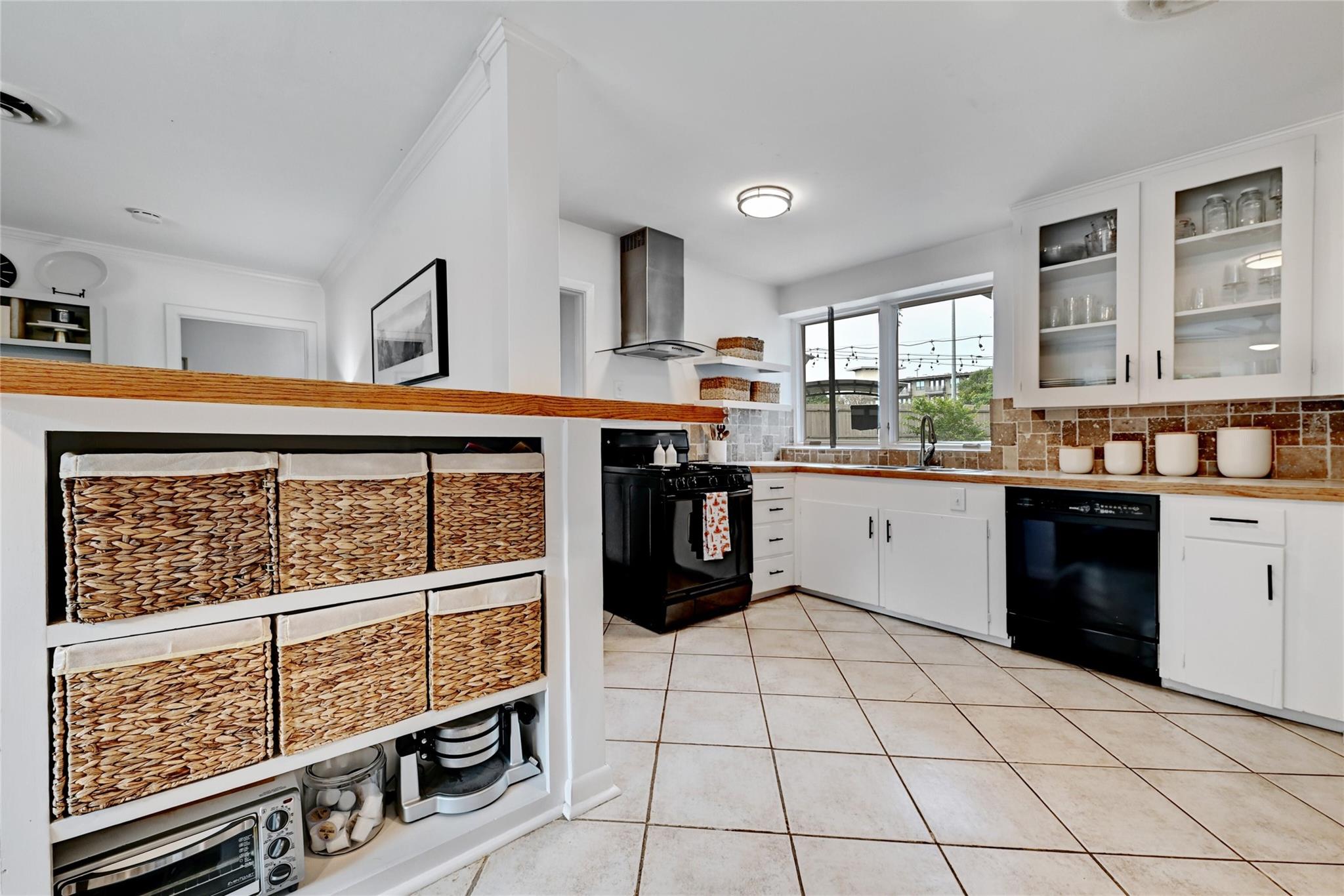 5700 Avenue G None #a Property Photo 8