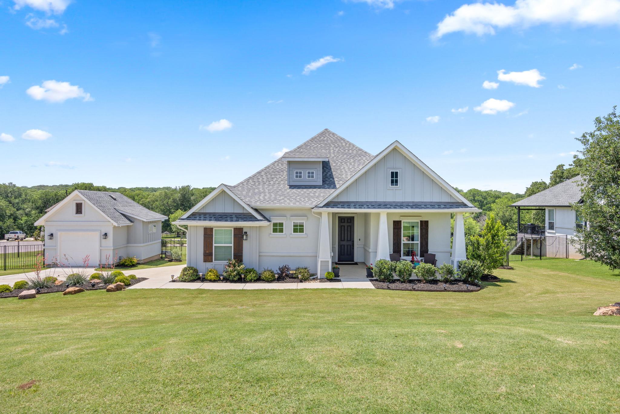 104 Altair Cv Property Photo
