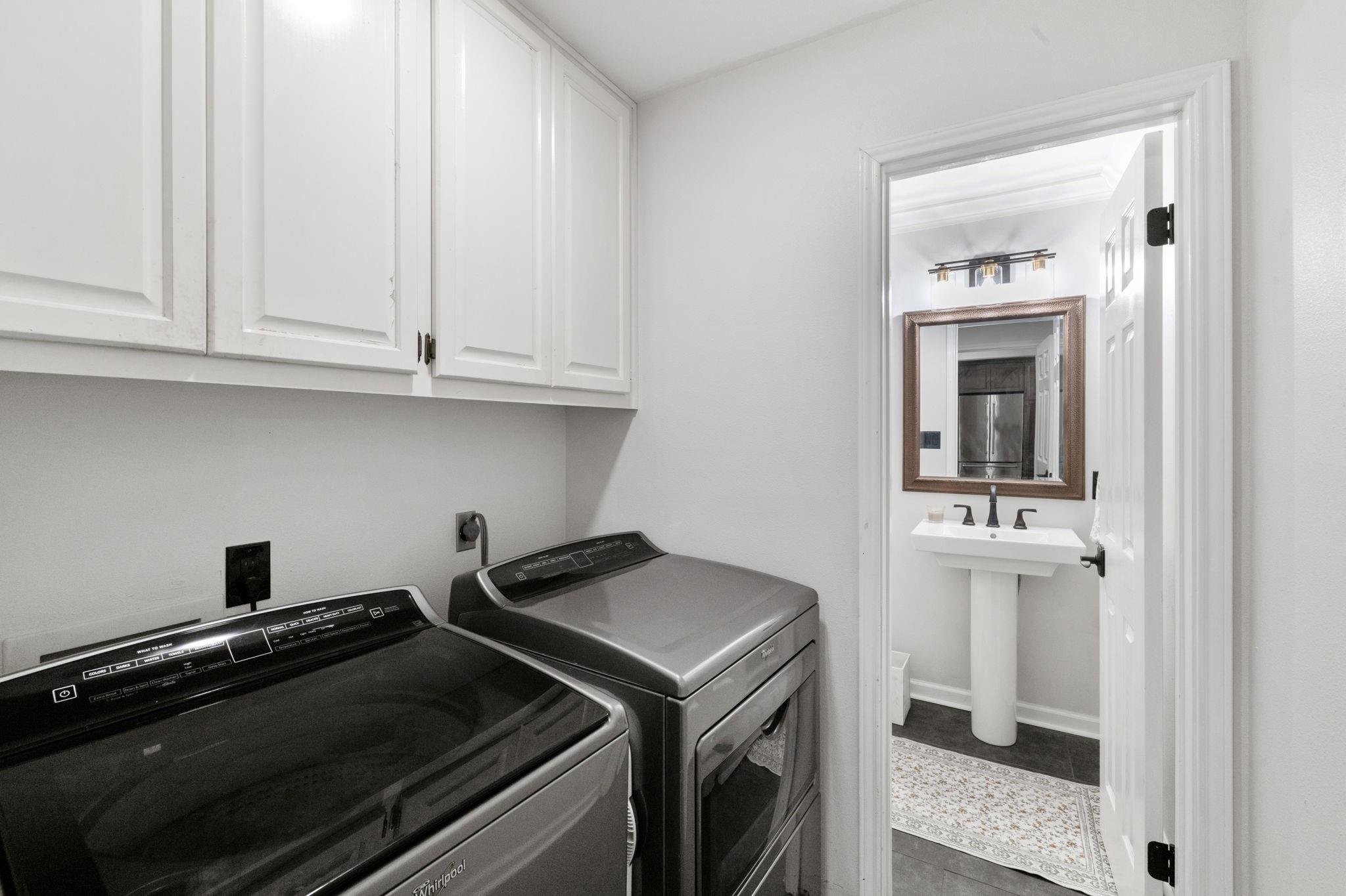 1000 Center St Property Photo 28