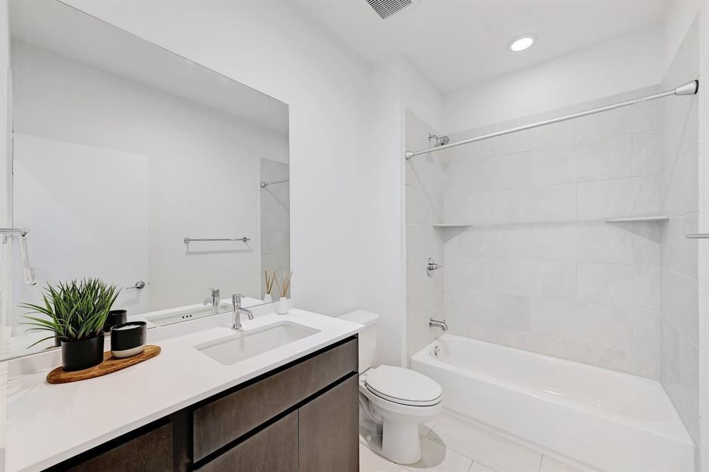 705 N Bluff Dr #11 Property Photo 18