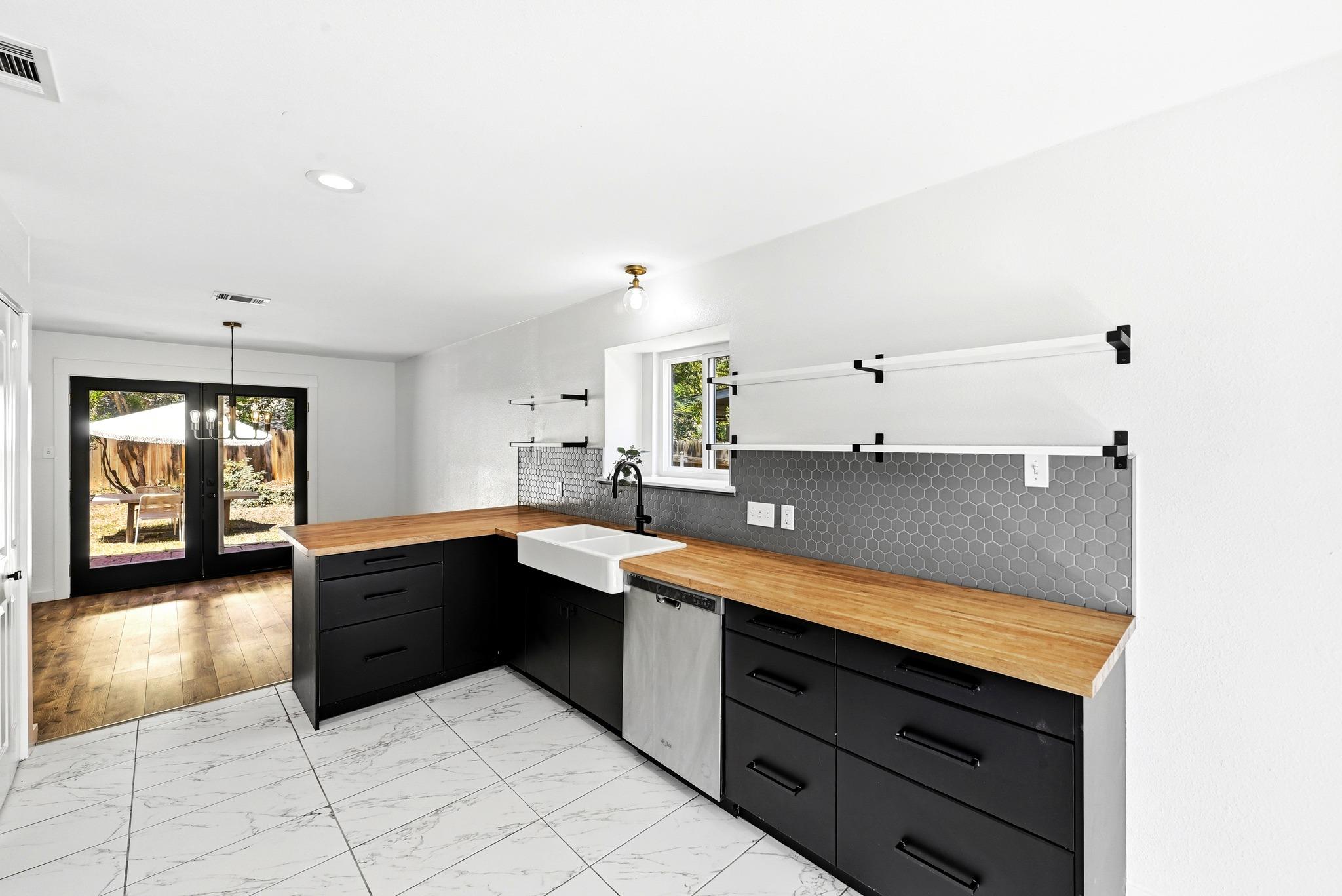 7912 Finch Trl Property Photo 13