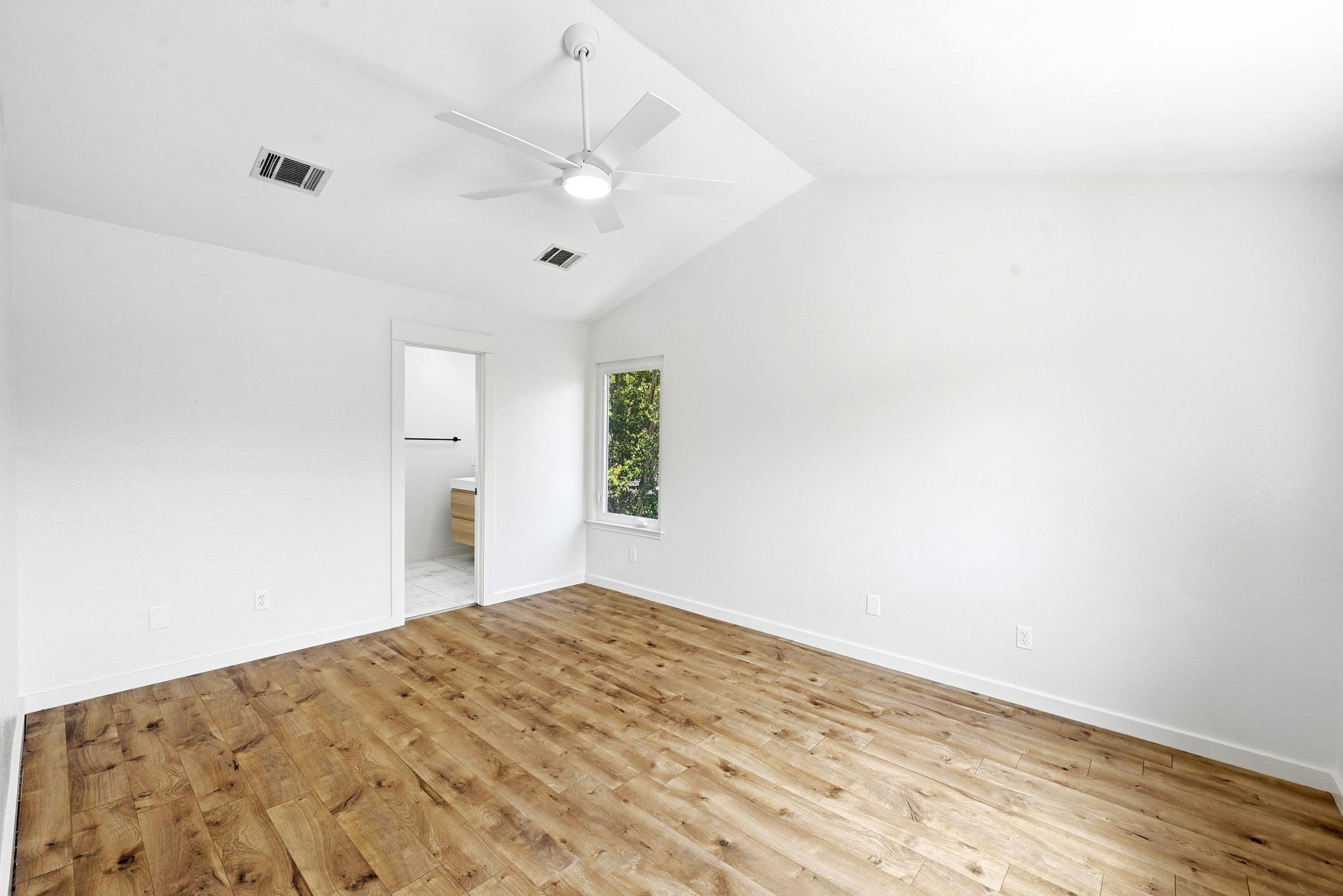 7912 Finch Trl Property Photo 16
