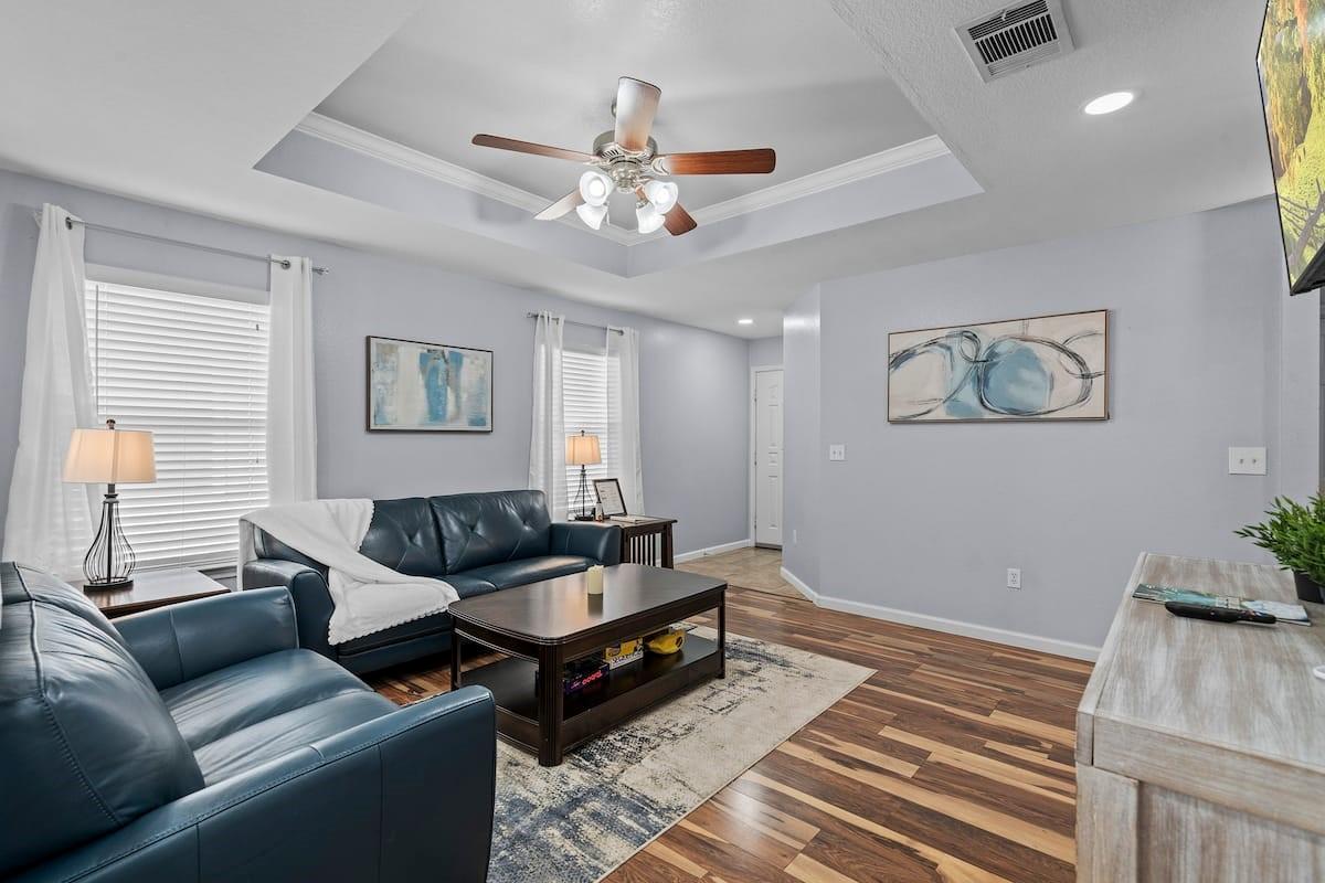 1621 Poppy Seed Ln Property Photo 7