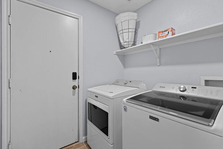 1621 Poppy Seed Ln Property Photo 21
