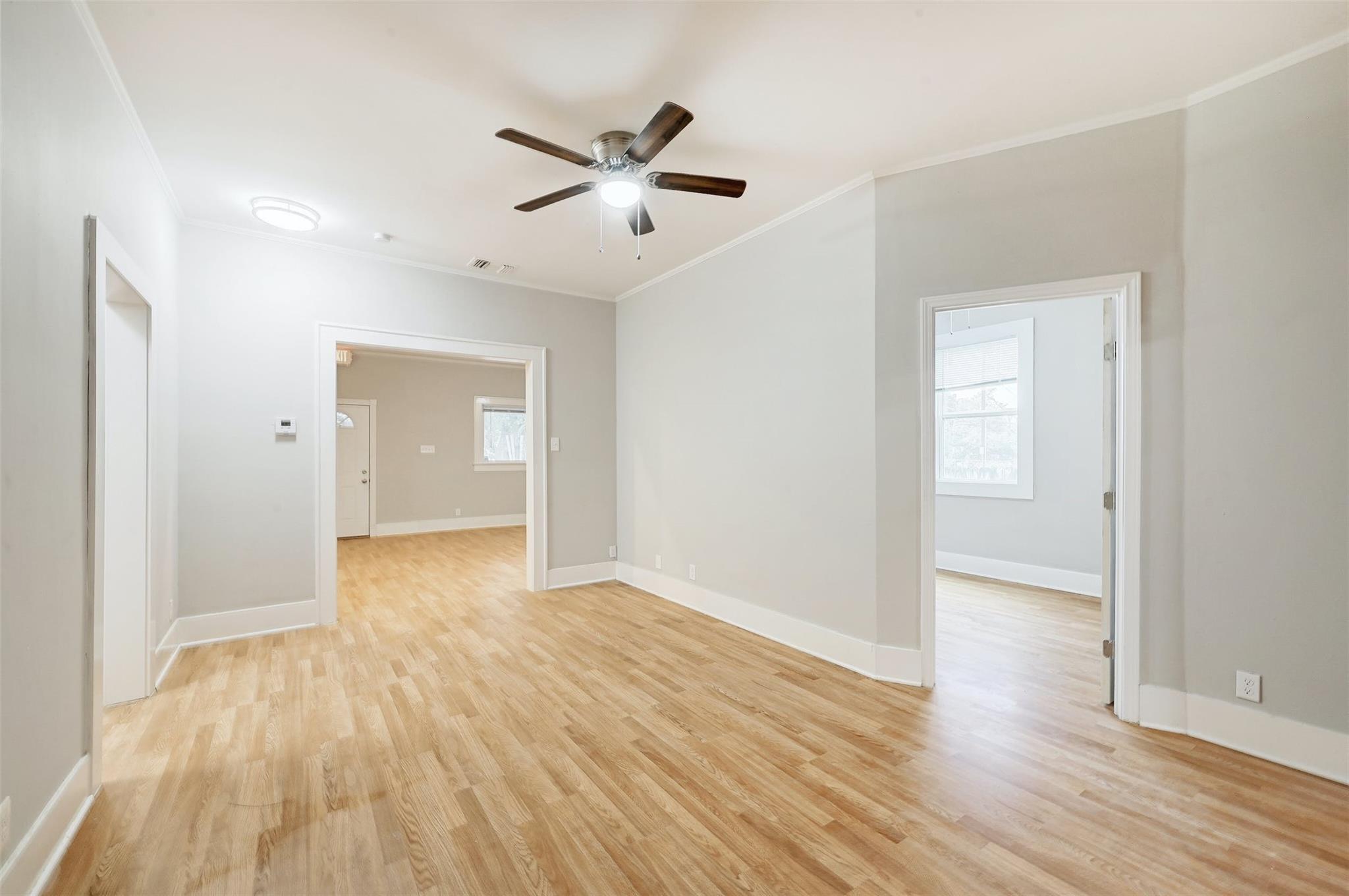 2511 San Gabriel St Property Photo 9