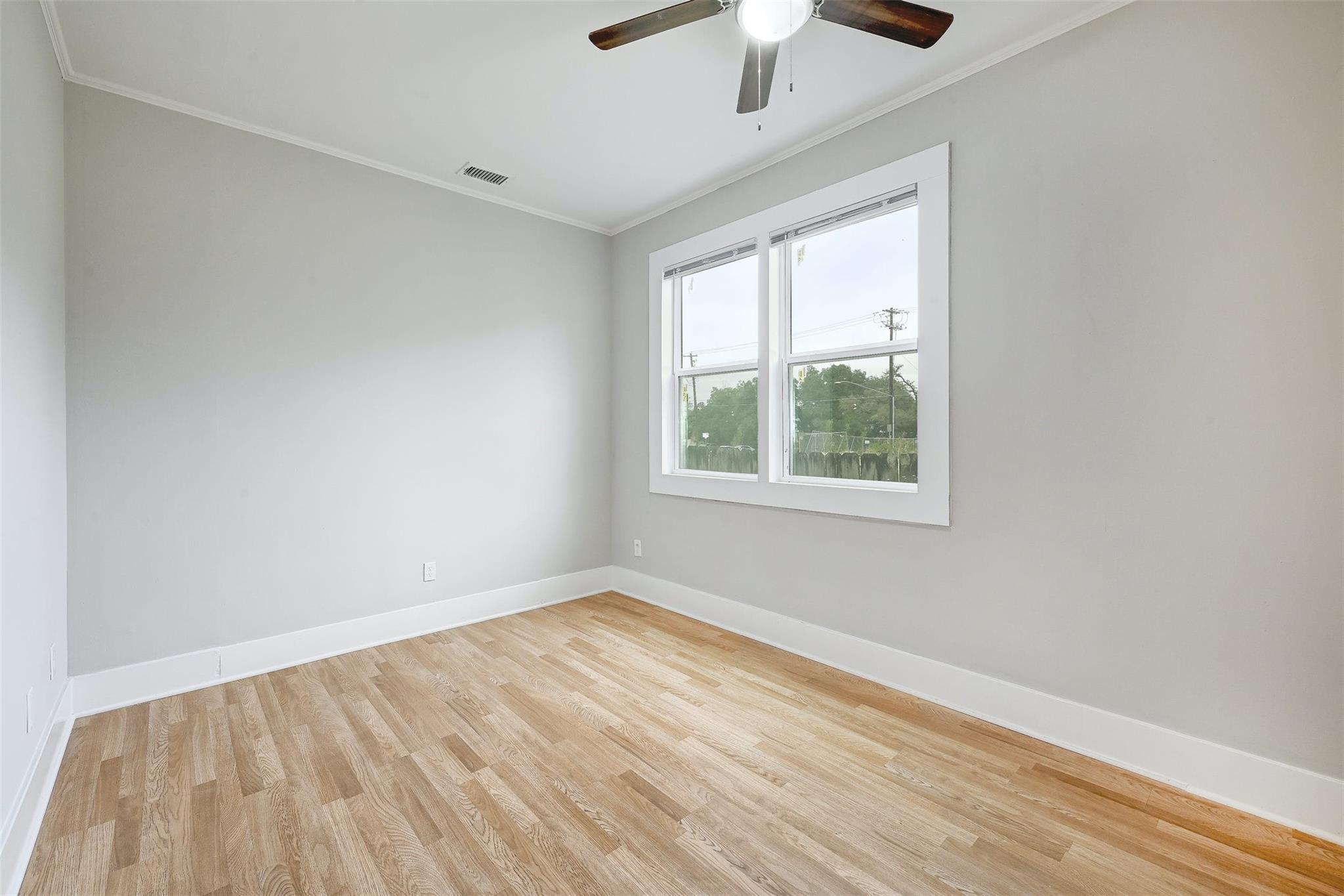 2511 San Gabriel St Property Photo 10