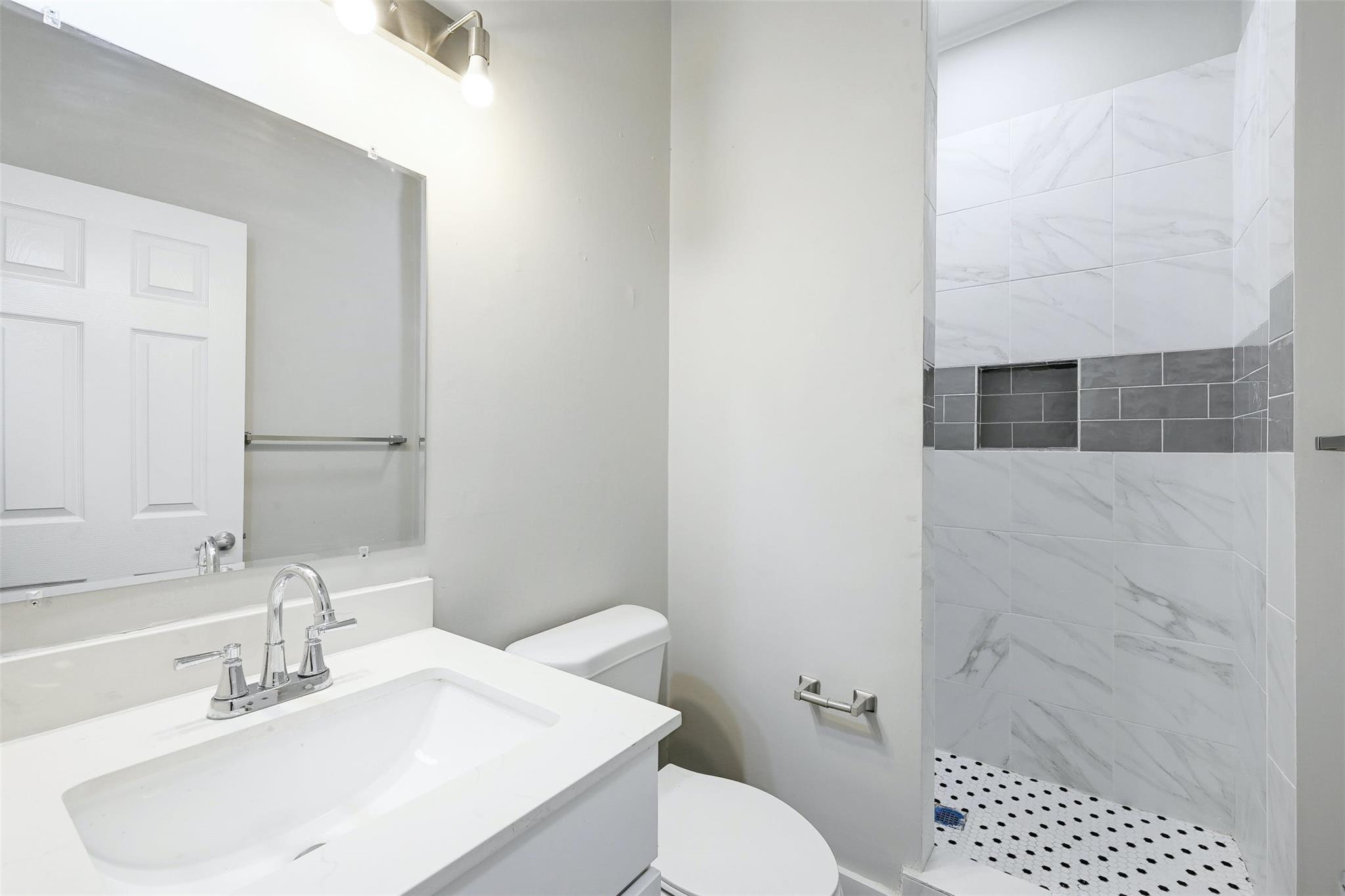 2511 San Gabriel St Property Photo 18