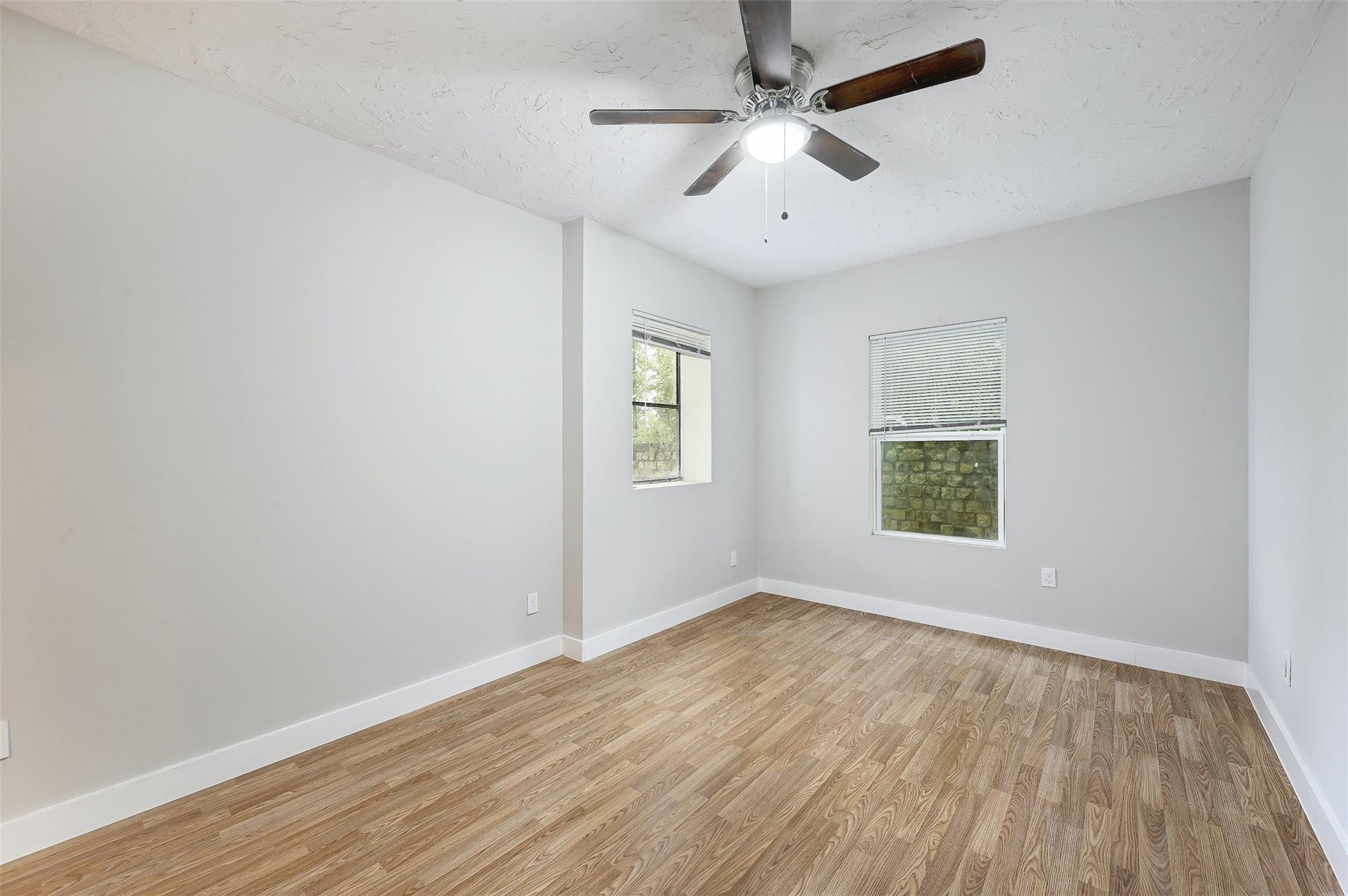 2511 San Gabriel St Property Photo 23