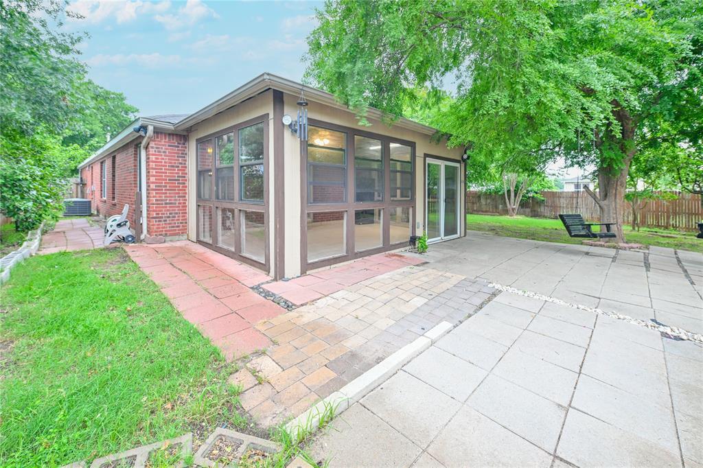 910 Rocking Spur Cv Property Photo 15