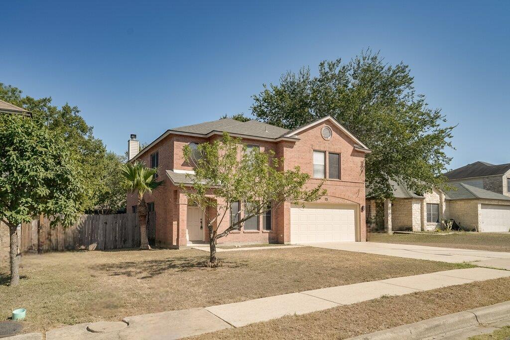 7903 Bramble Bush Dr Property Photo 2