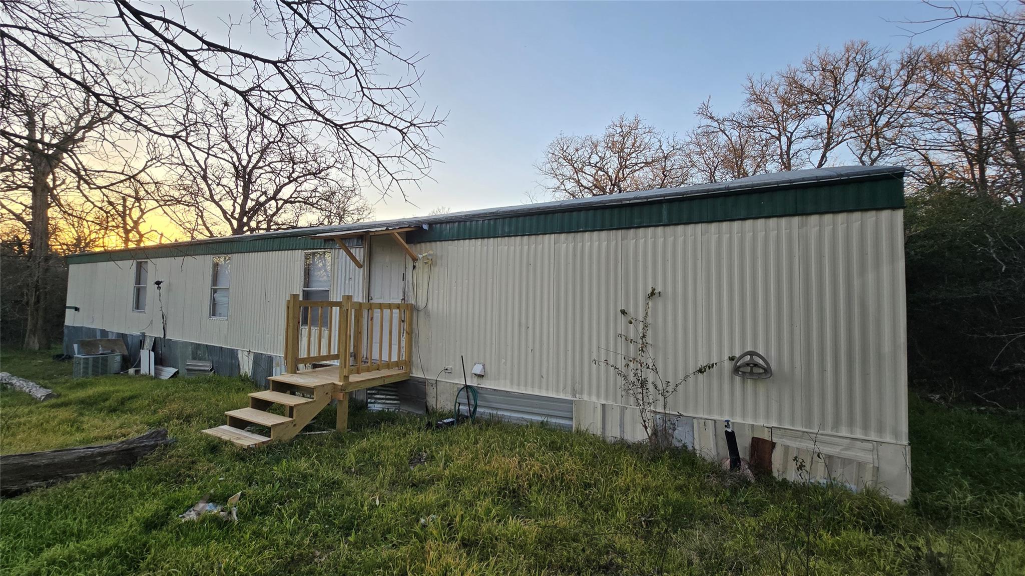 8315 Burleson Manor Rd #b Property Photo 4