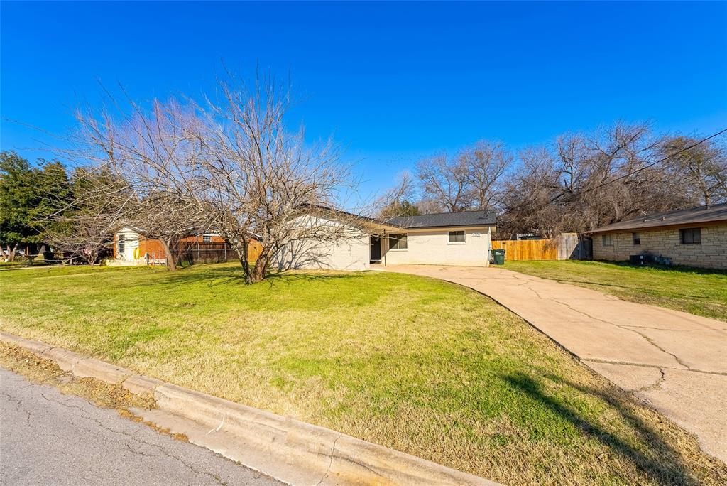 4306 Shallowbrook Trl Property Photo 2