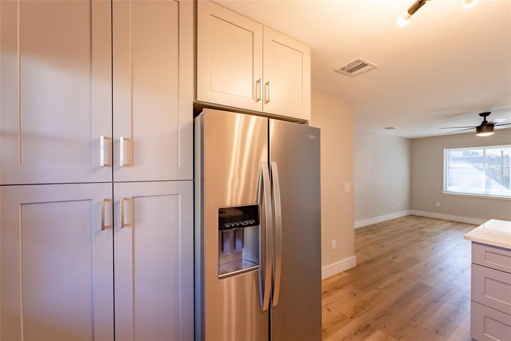 4306 Shallowbrook Trl Property Photo 6