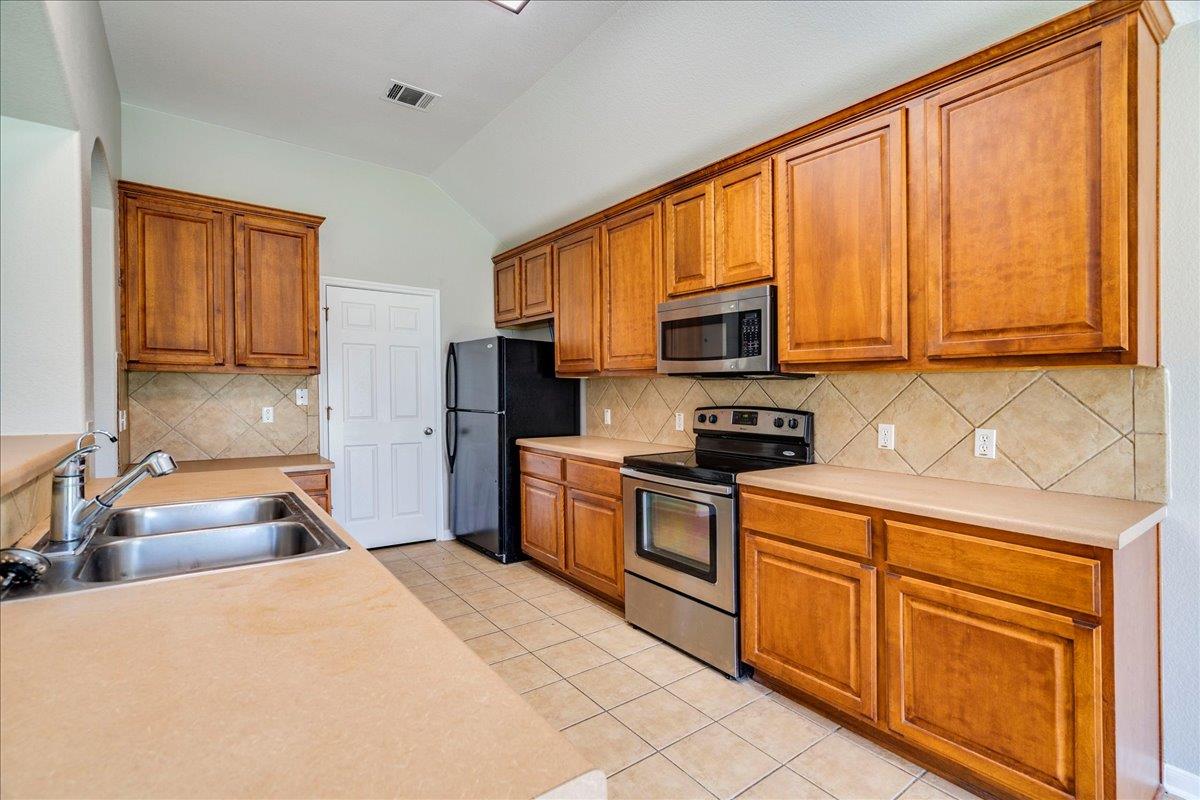 126 Hyltin St Property Photo 1