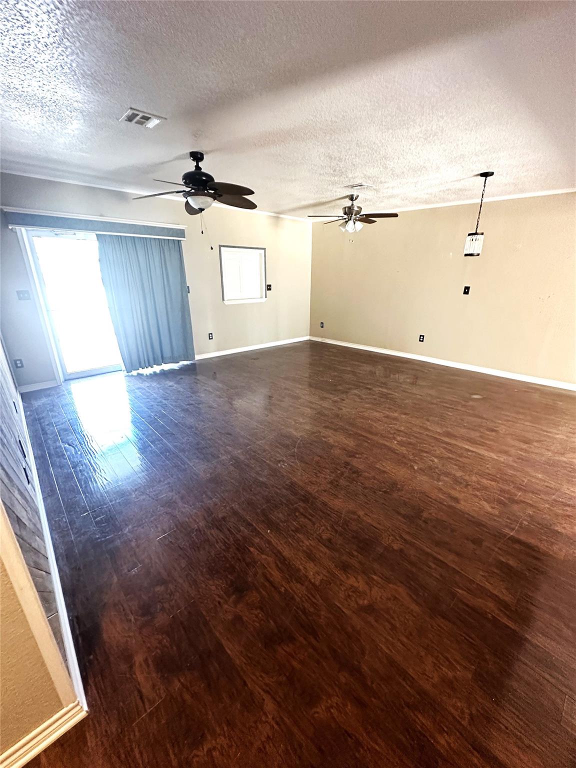 8 W Mesquite Ave Property Photo 3