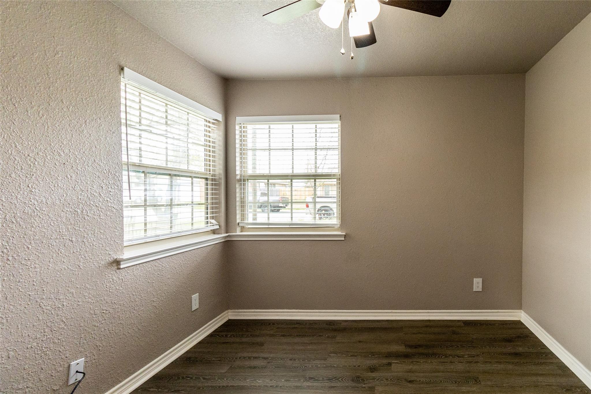 1003 Hyridge St Property Photo 10