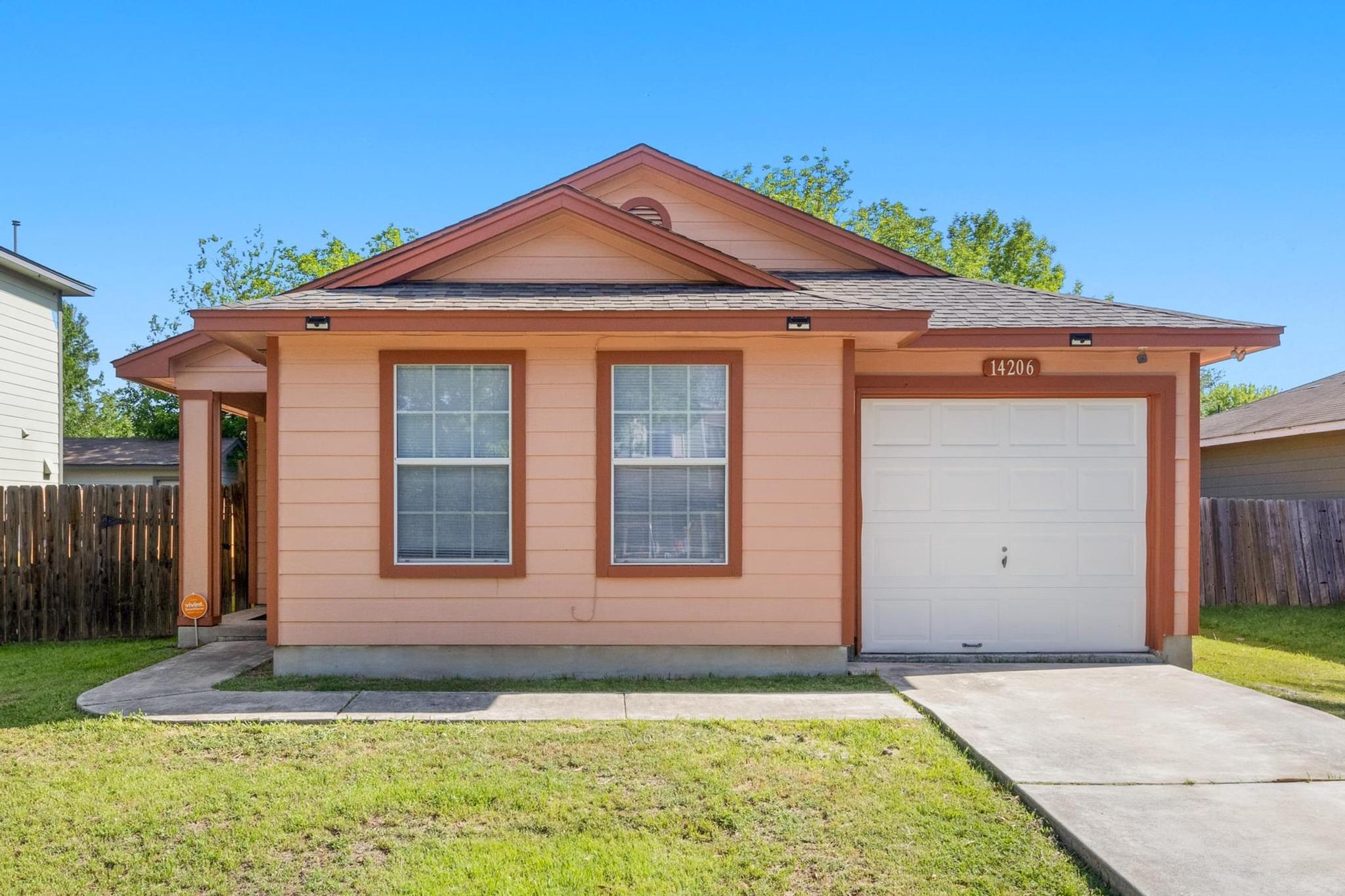 14206 Varrelman St Property Photo