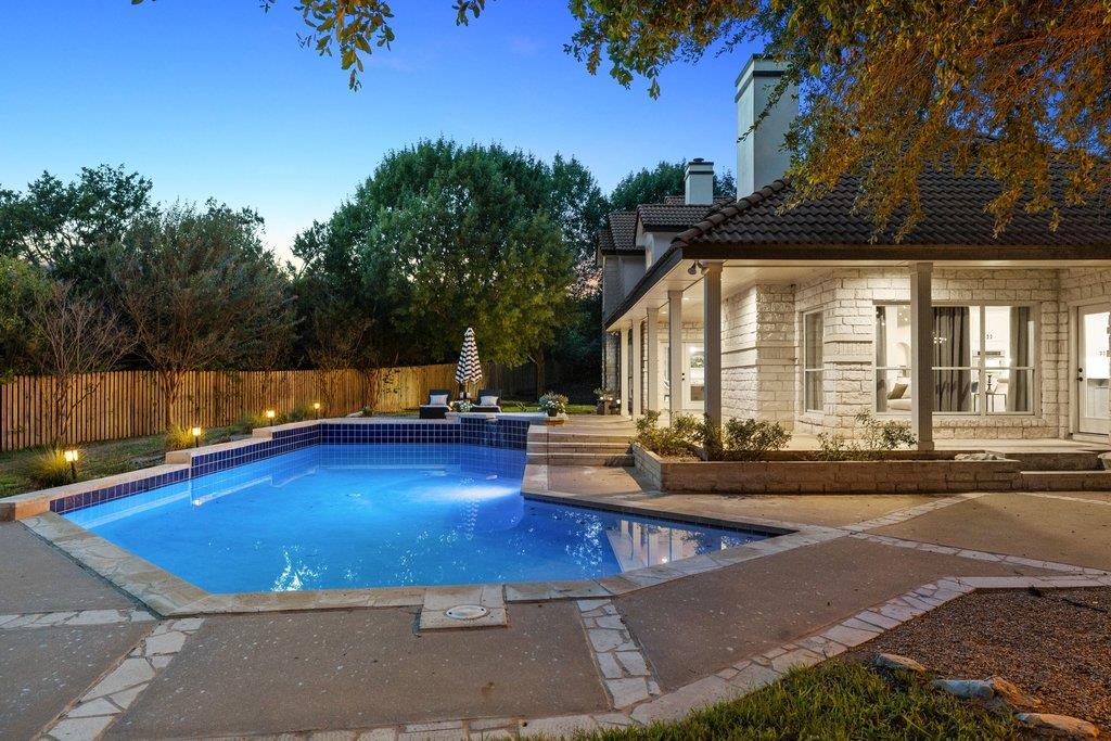 6 Candleleaf Ct Property Photo 2