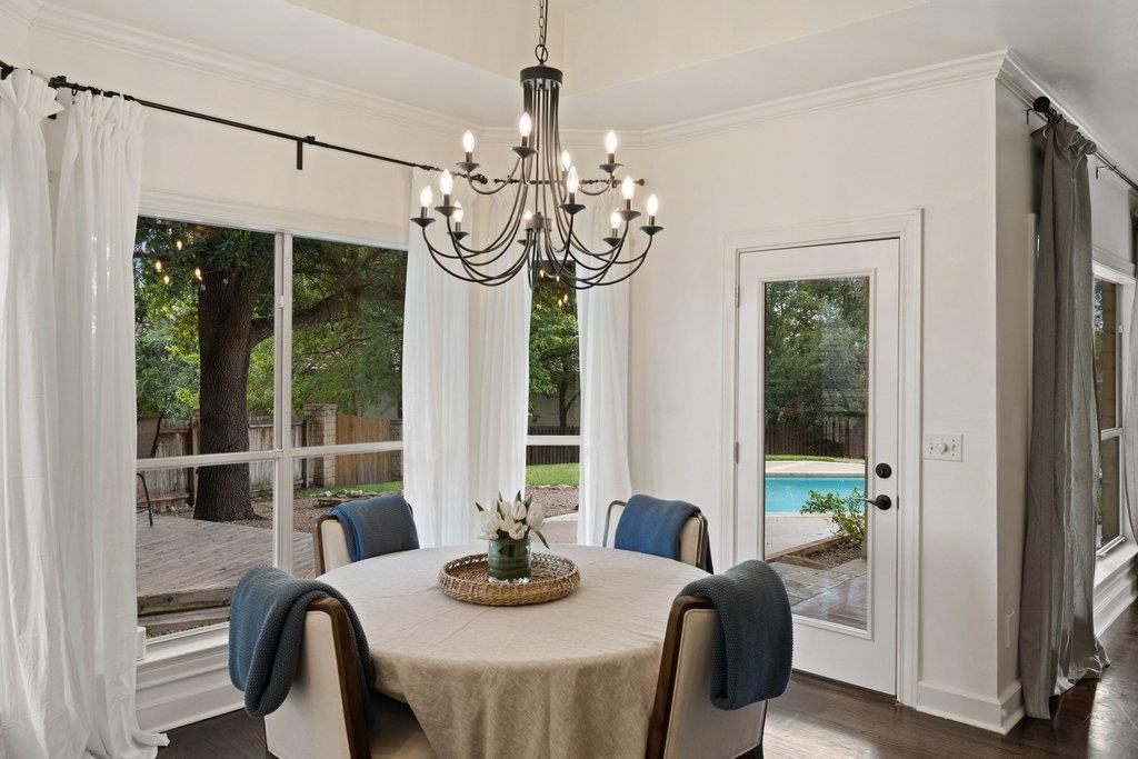 6 Candleleaf Ct Property Photo 10