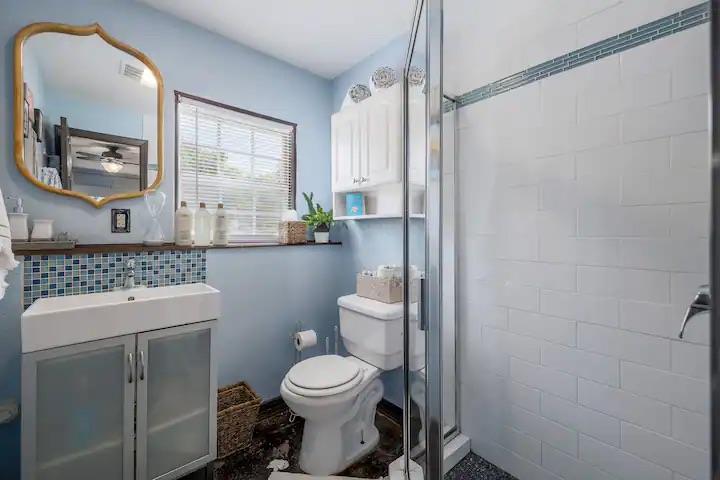 301 Pecan Dr #2 Property Photo 6
