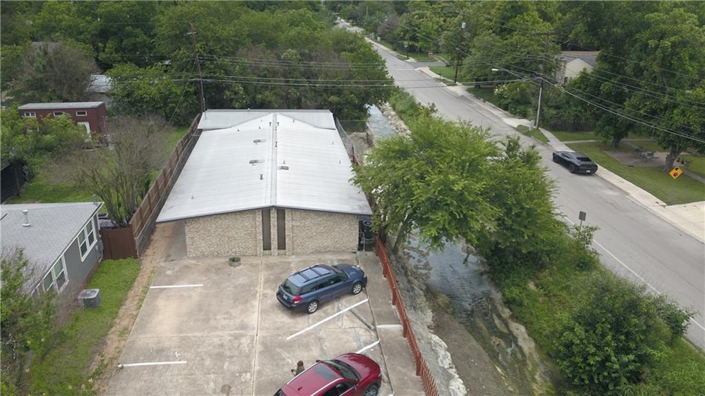 300 Franklin Blvd Property Photo 13