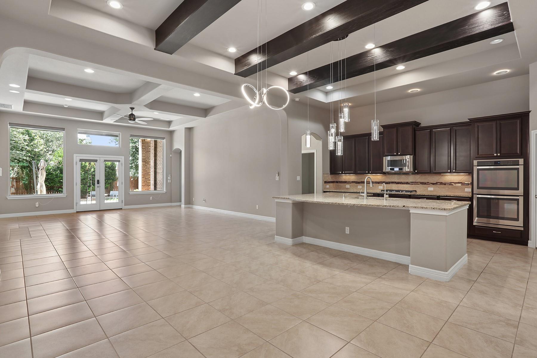 1700 Snyder Trl Property Photo 4