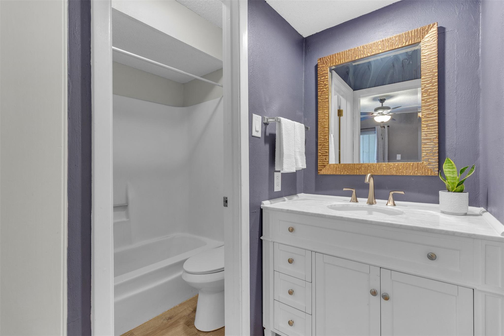 27 Marina Cir Property Photo 12