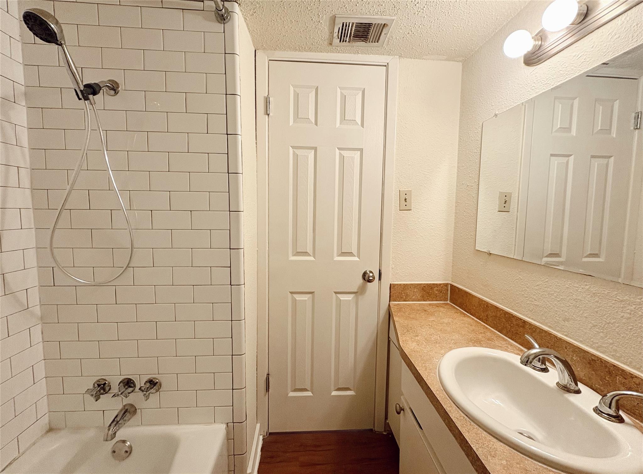 4709 Harmon Ave 419 Property Photo 10
