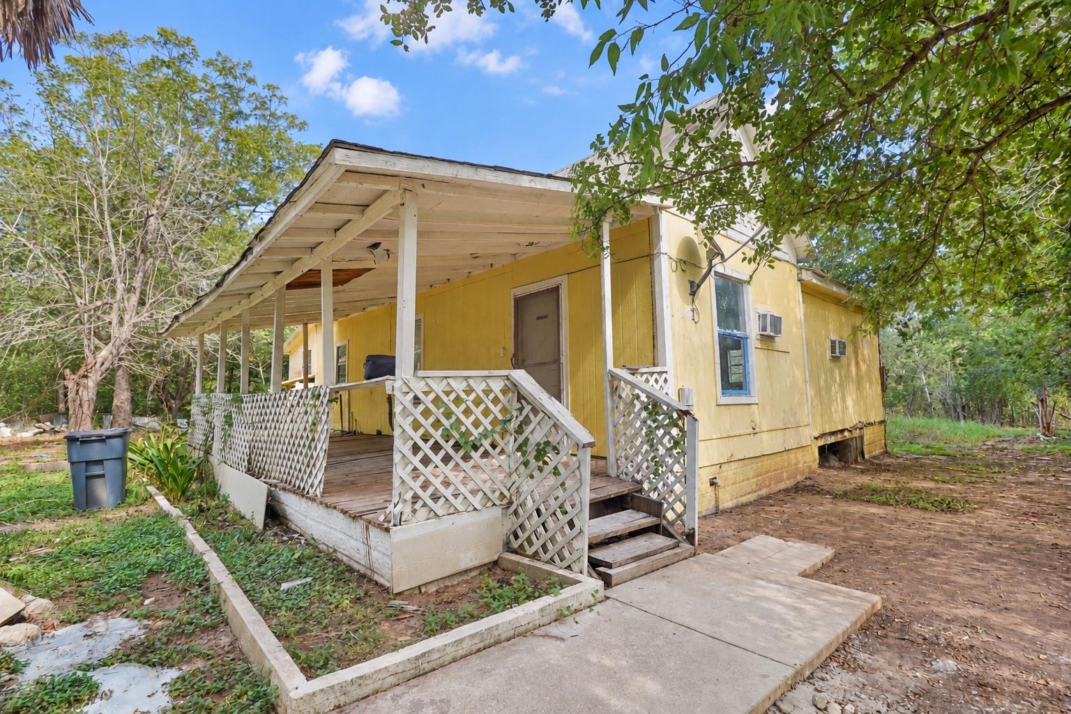 124 Fm 2571 None Property Photo 1