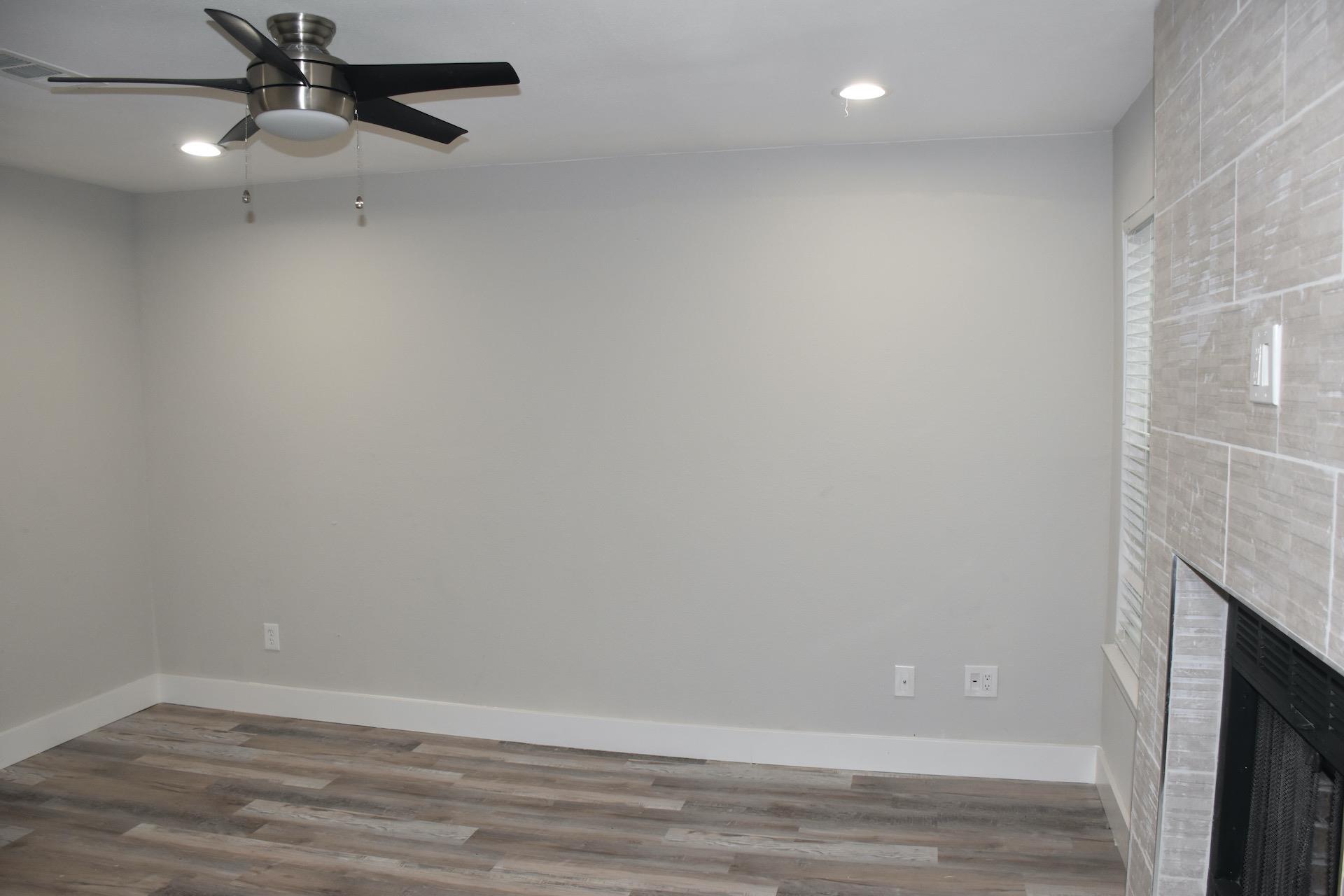 1814 Rawhide Loop Property Photo 3