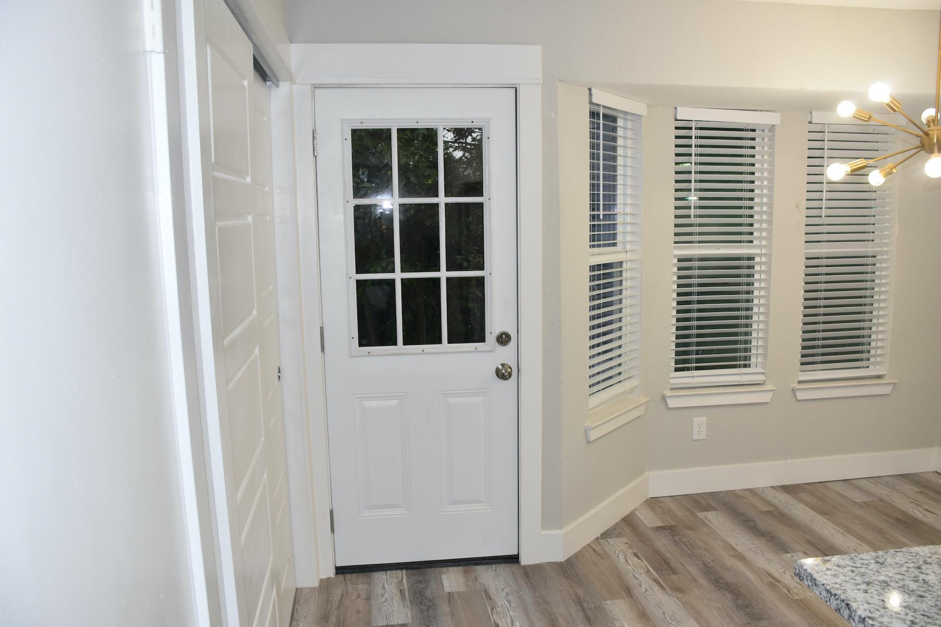1814 Rawhide Loop Property Photo 8