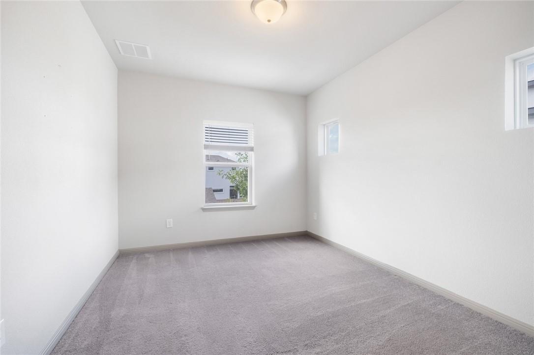 5521 Charles Merle Dr #29 Property Photo 25