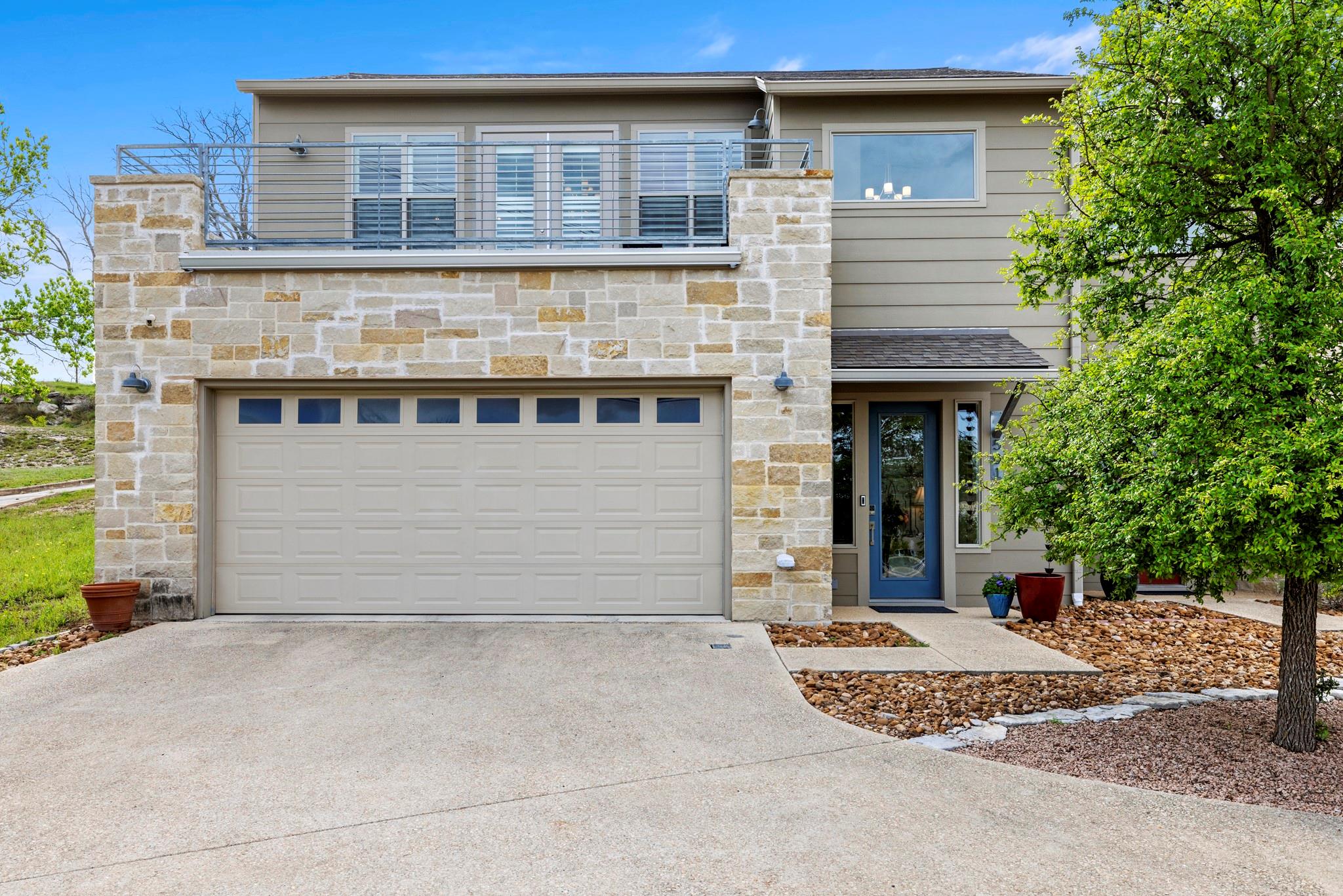 501 Winding Way Property Photo