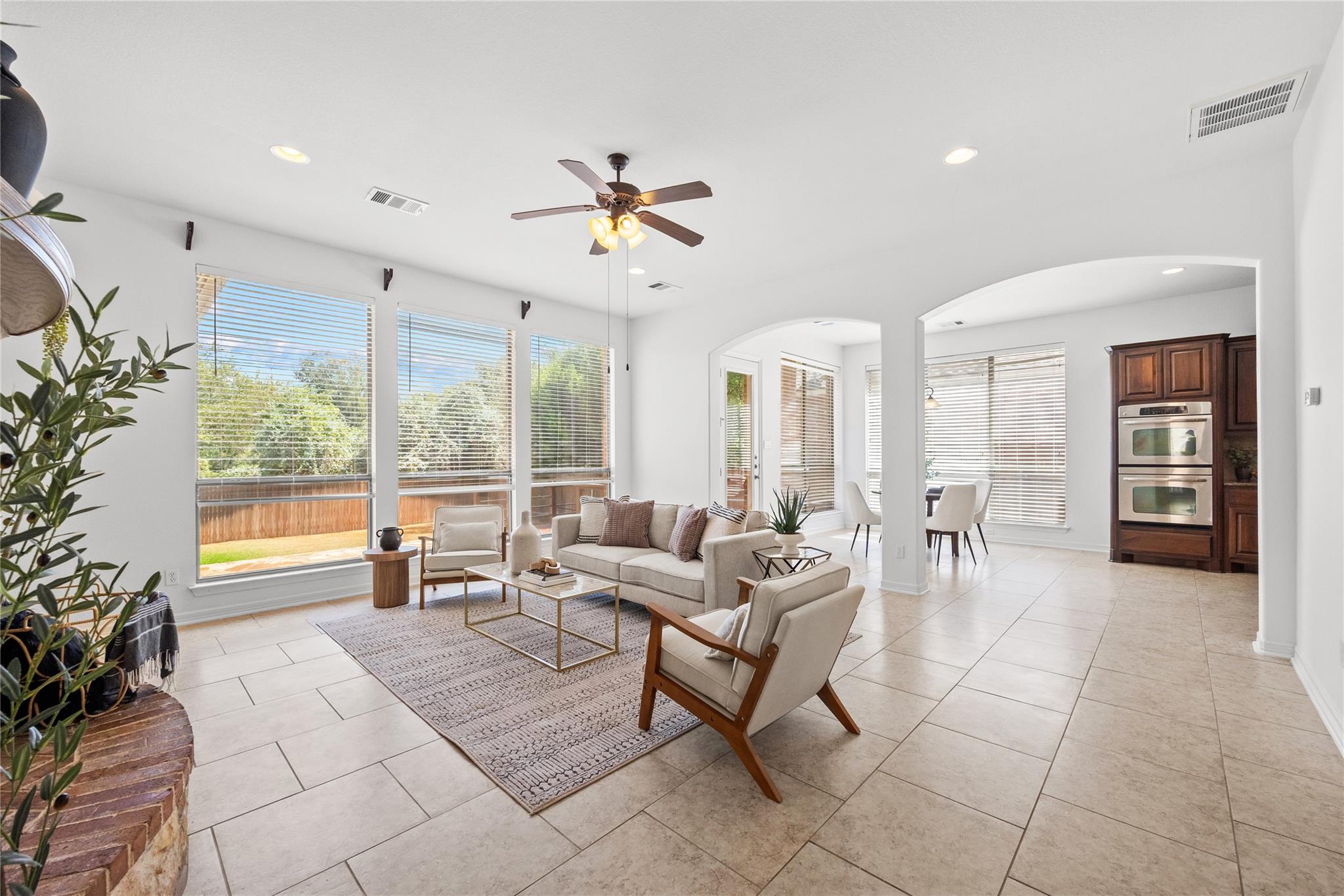 3433 Alexandrite Way Property Photo 8