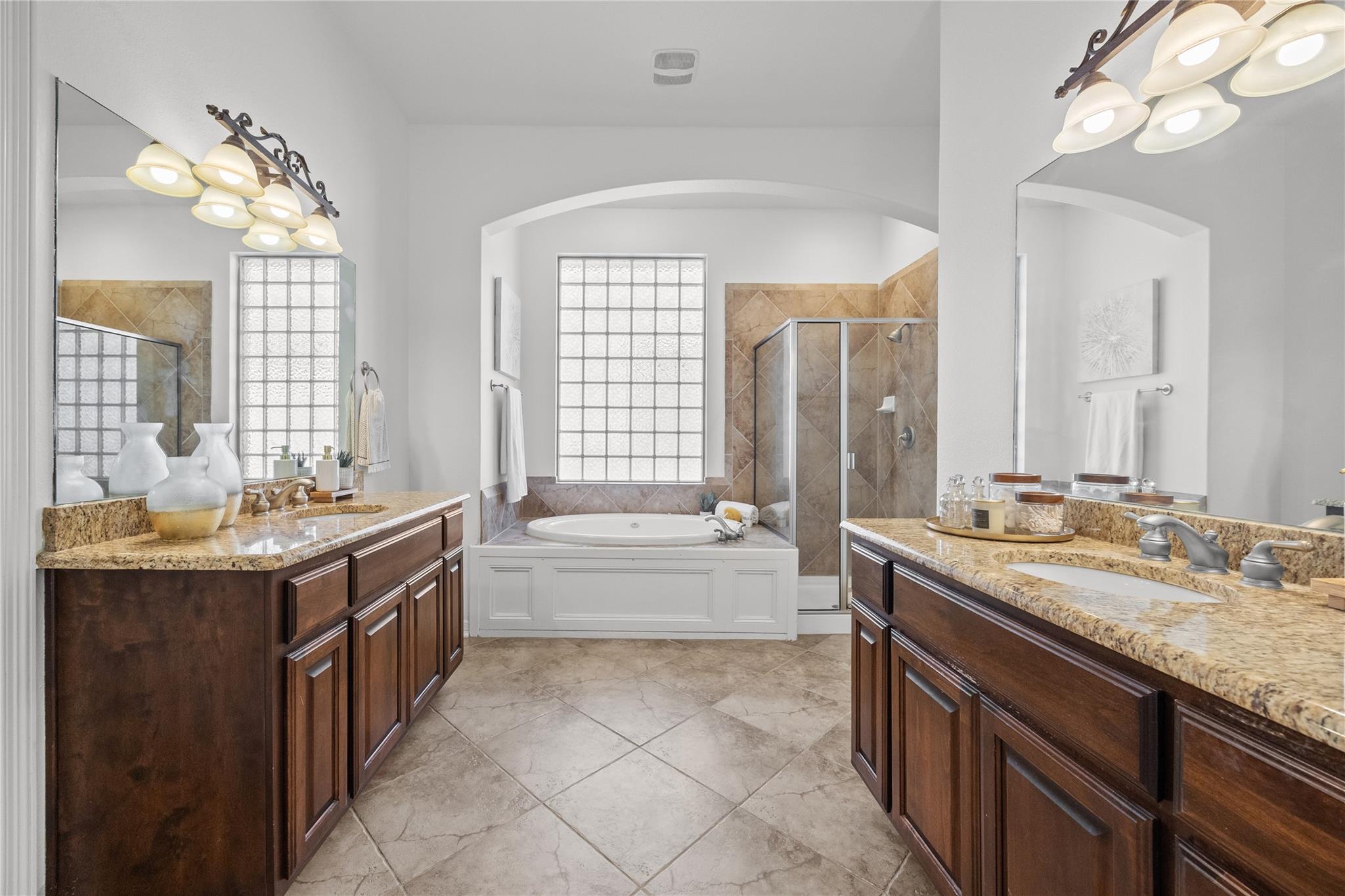 3433 Alexandrite Way Property Photo 20