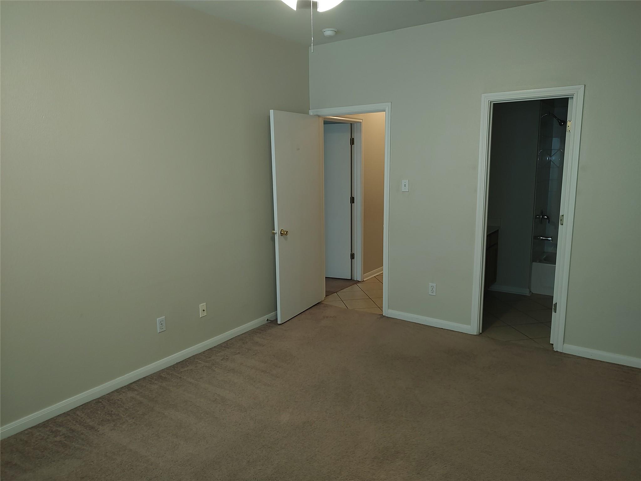 2206 S Bagdad Rd #b Property Photo 7