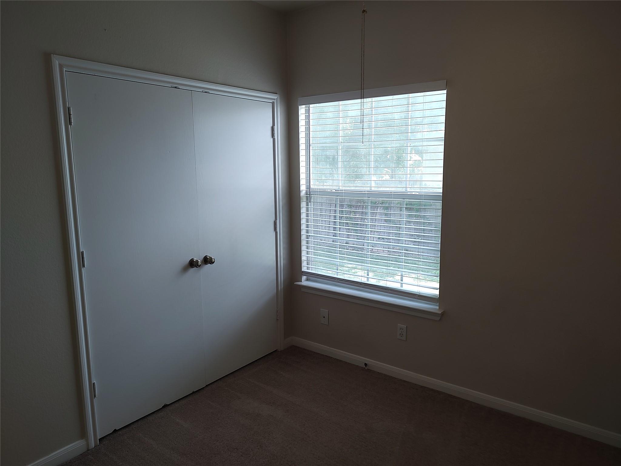 2206 S Bagdad Rd #b Property Photo 9