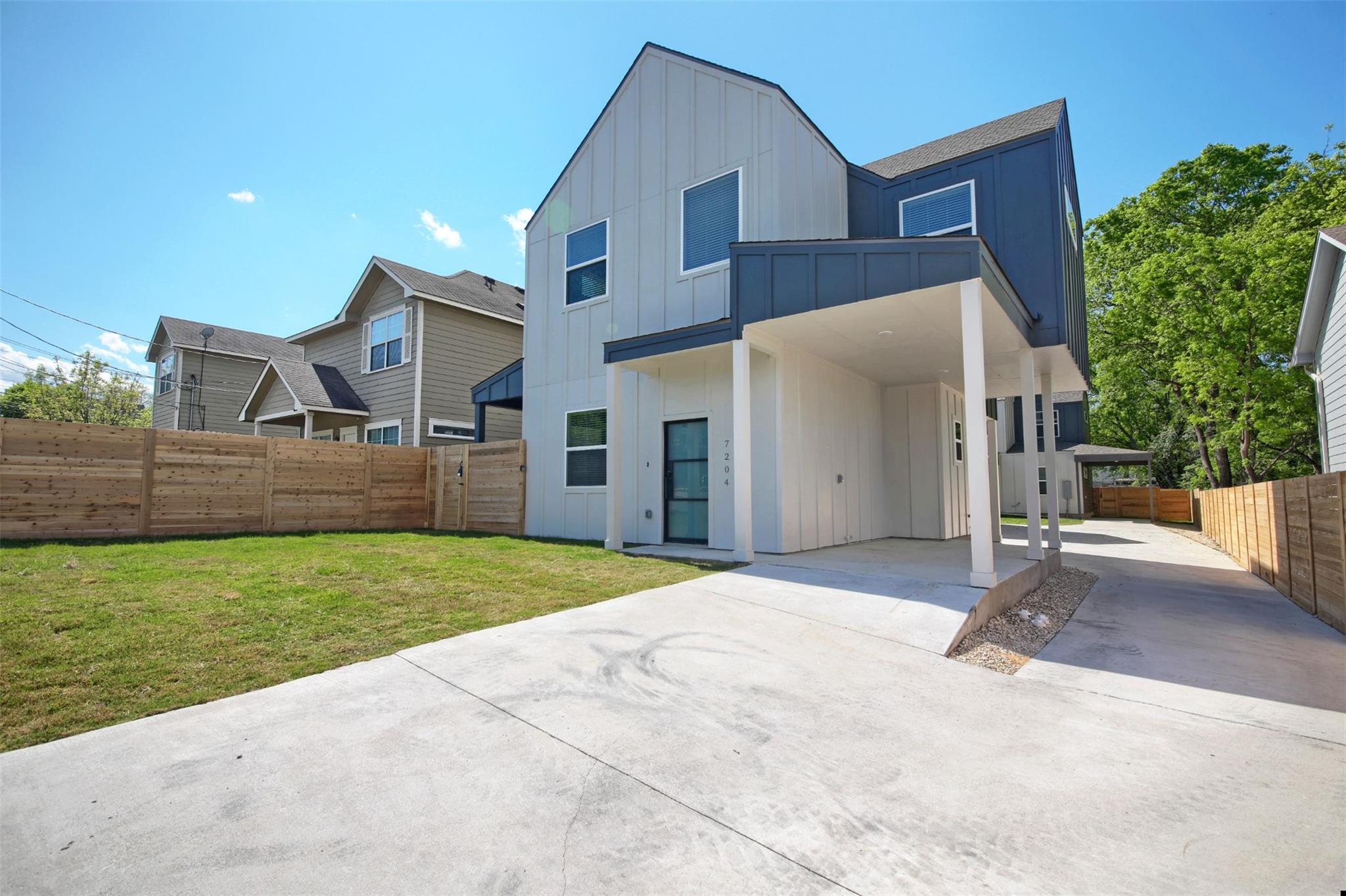 7204 Meador Ave #3 Property Photo 1