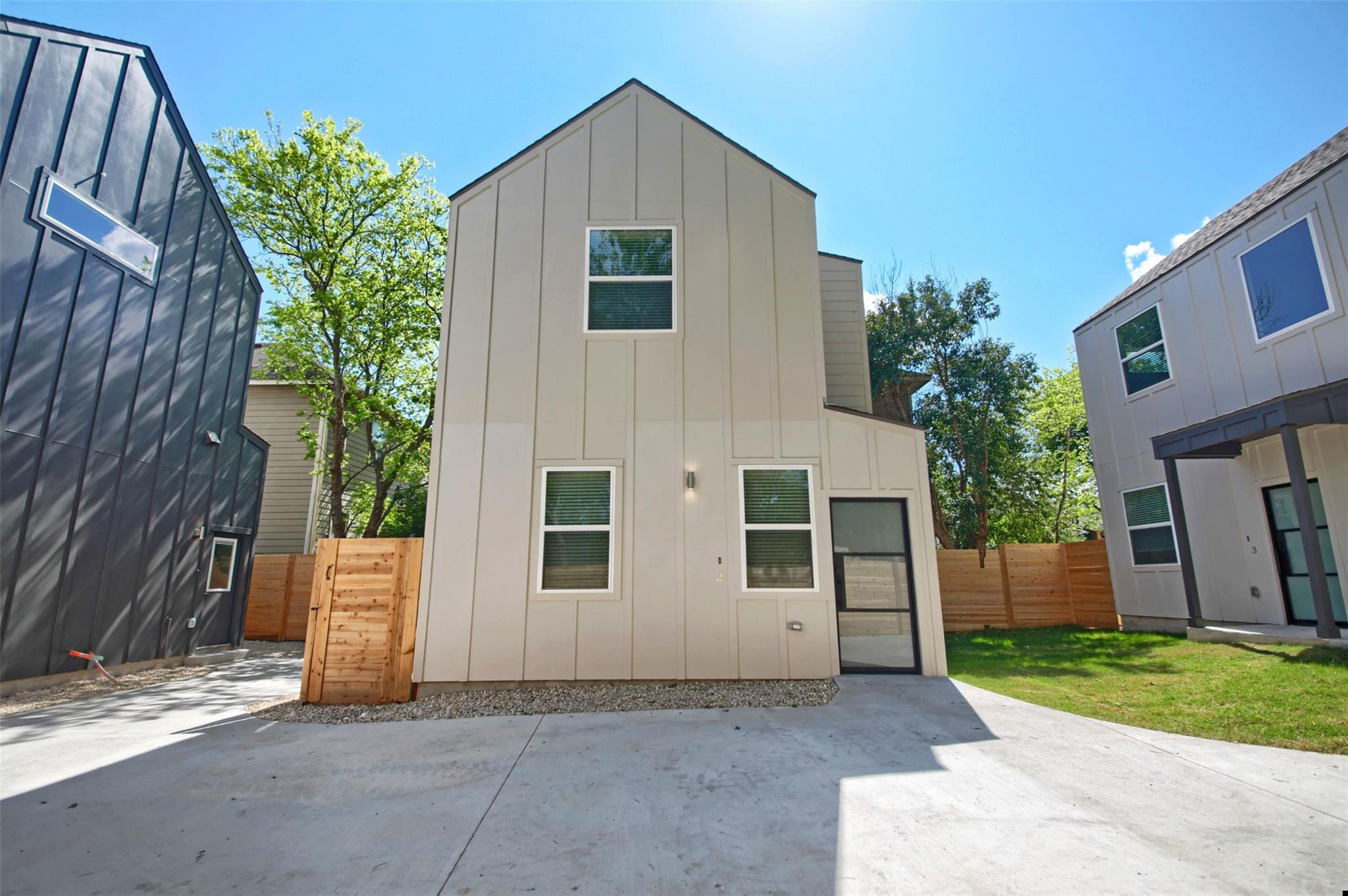 7204 Meador Ave #3 Property Photo 3