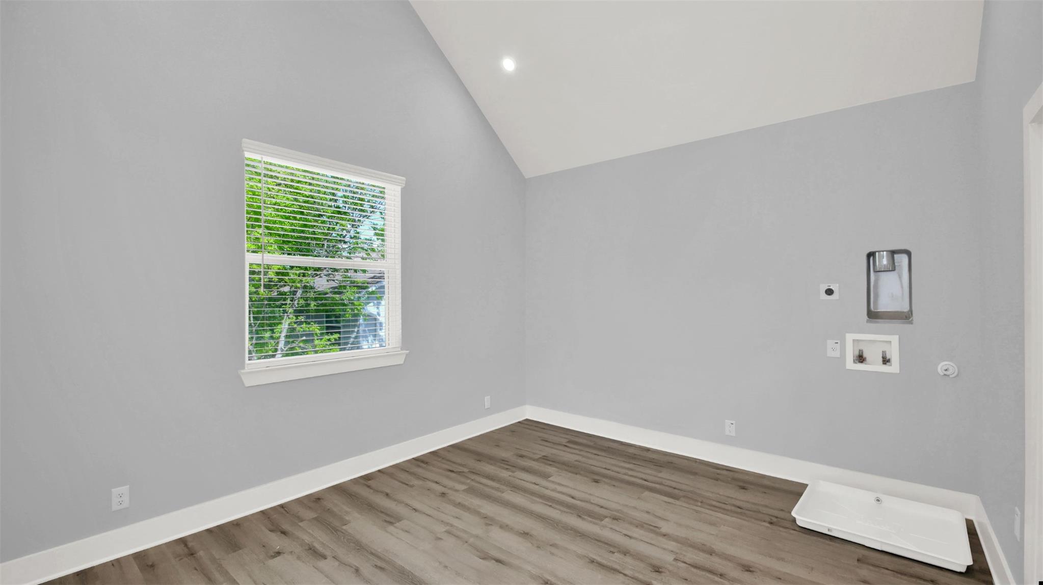 7204 Meador Ave #3 Property Photo 5